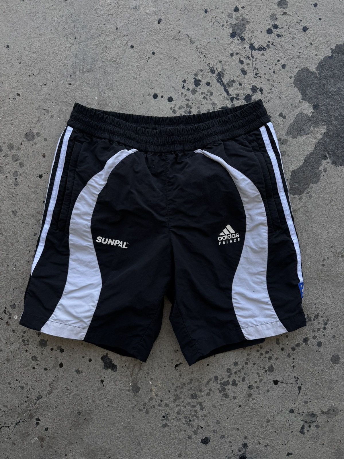 Adidas × Palace ADIDAS x PALACE SUNPAL SHORTS BLACK | Grailed