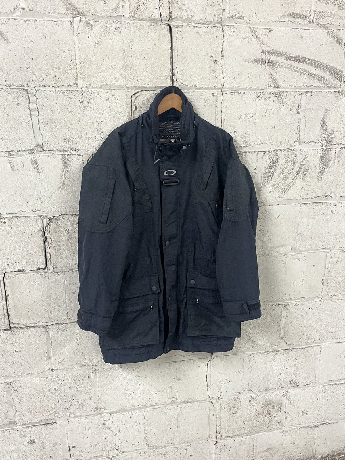 Oakley Oakley software rare 90s gorpcore utility jacket hype Size US L / EU 52-54 / 3 - 3 Thumbnail