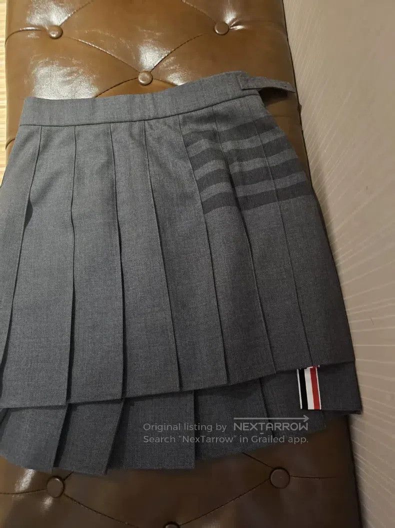 Thom Browne Thom Browne Short skirt wool pleated skirt Size 25" / US 0 / IT 36 - 1 Thumbnail