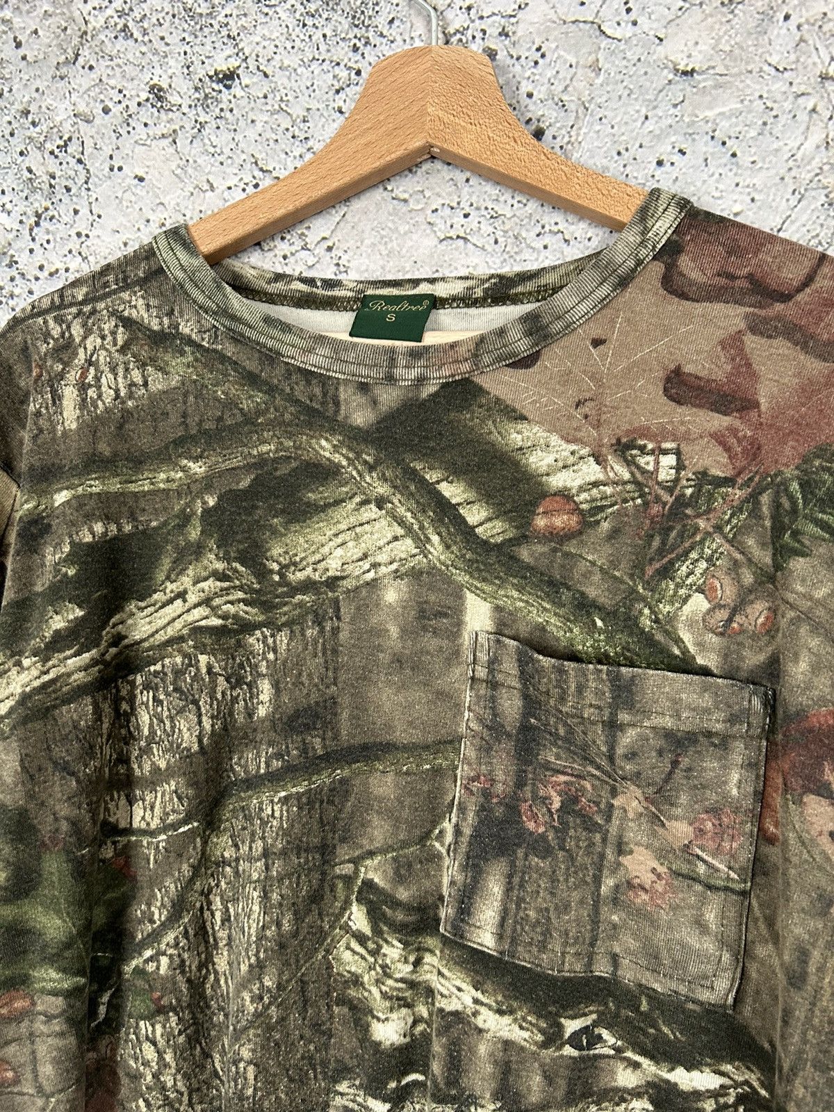 Realtree Vintage Realtree Hunting Outdoor Military Tee Hype Rare 90s Size US S / EU 44-46 / 1 - 3 Thumbnail