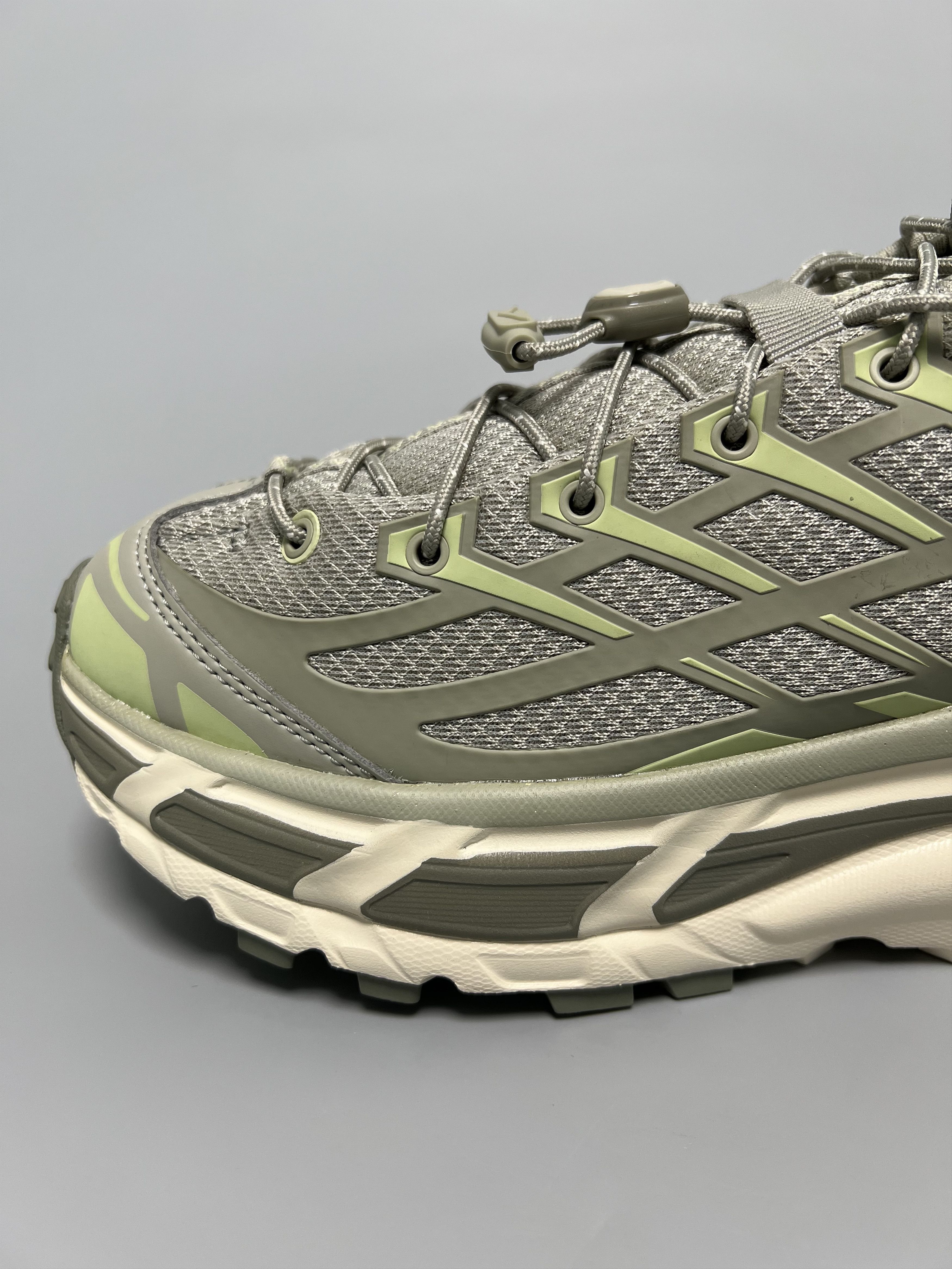 Hoka Hoka One One U Mafate Three 2 Hiking Trail Running Shoes Size US 10 / EU 43 - 10 Thumbnail