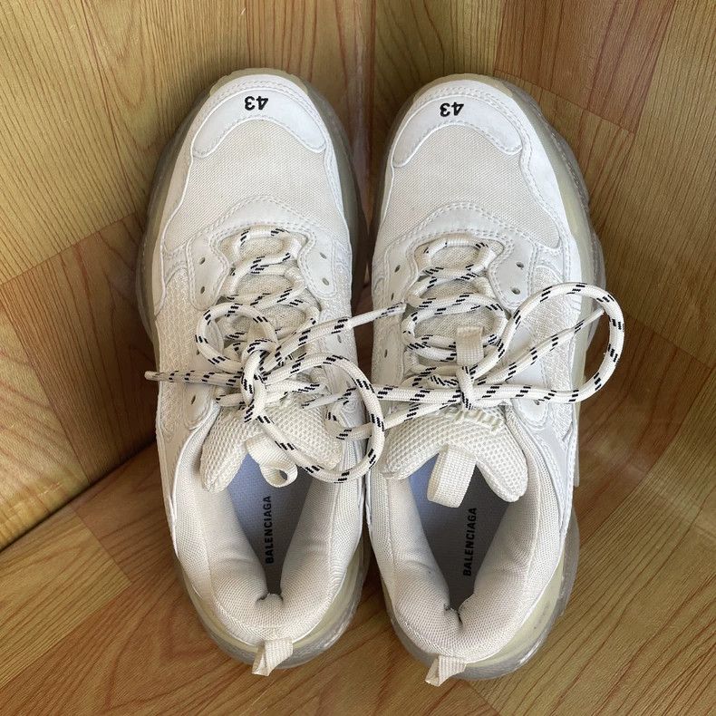 Balenciaga Balenciaga Triple S White Crystal-soled Dad Shoes 2502-Next Size US 7 / EU 40 - 6 Thumbnail