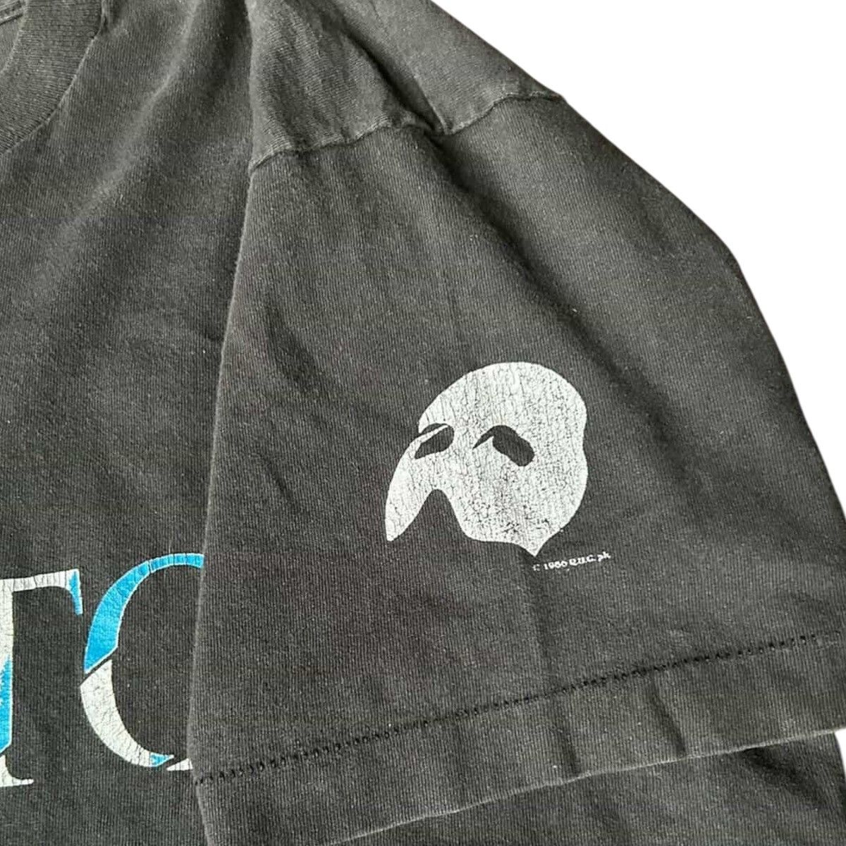 Vintage 1986 The Phantom Of The Opera T-Shirt Size US XL / EU 56 / 4 - 4 Thumbnail