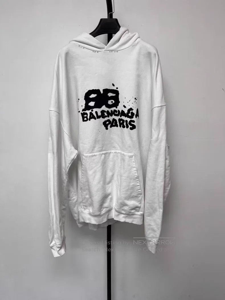Balenciaga Balenciaga Letter logo print crew-neck long-sleeve sweatsh Size US XS / EU 42 / 0 - 1 Thumbnail