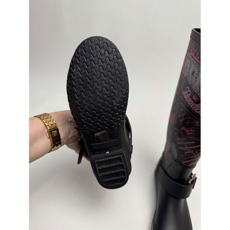 Burberry Burberry Black Doodle Graffiti Rubber Rain Boots Size 35 Size US 5 / IT 35 - 8 Thumbnail