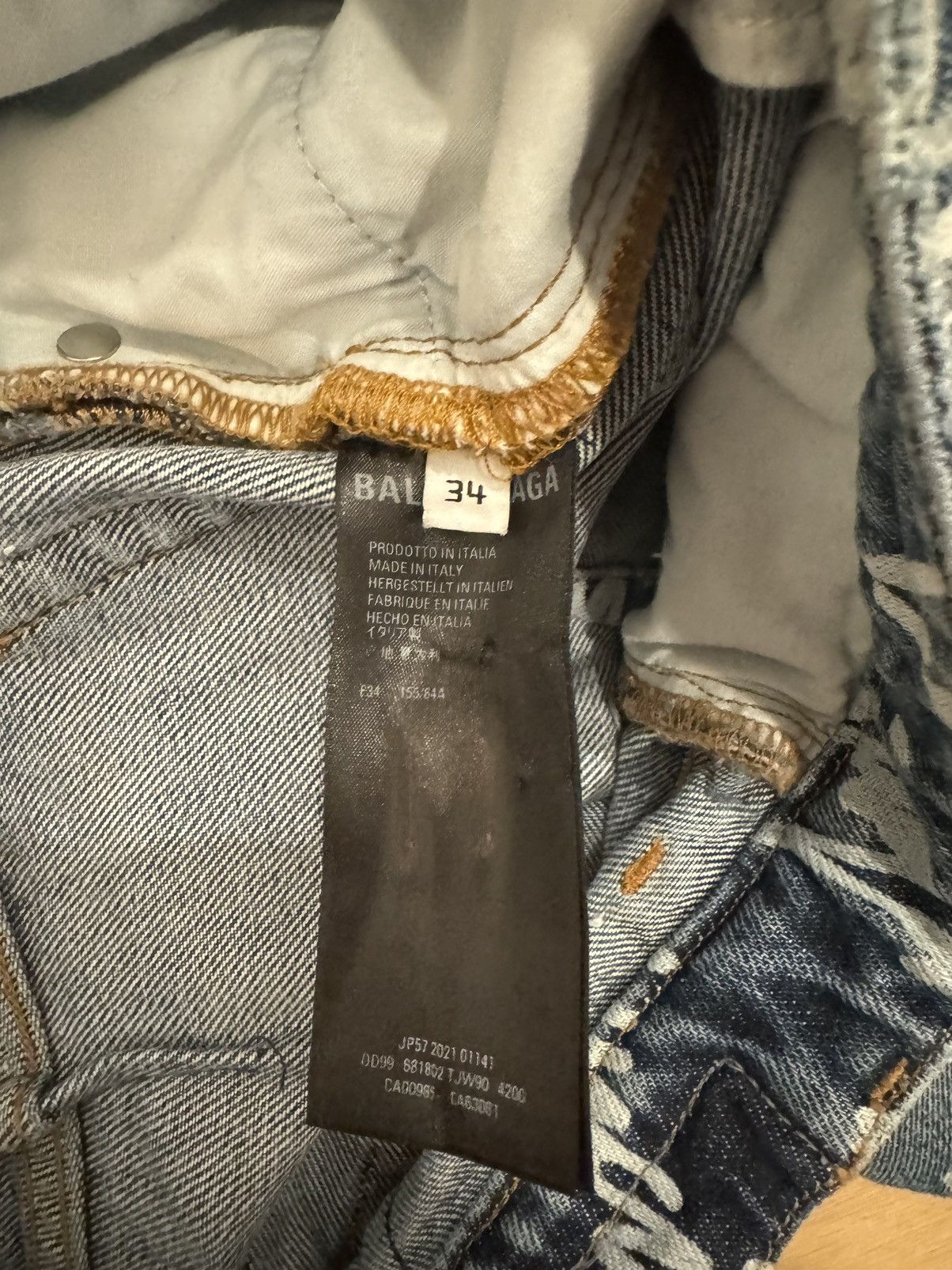 Balenciaga Balenciaga Logo Mini Skirt Size US 27 - 4 Thumbnail