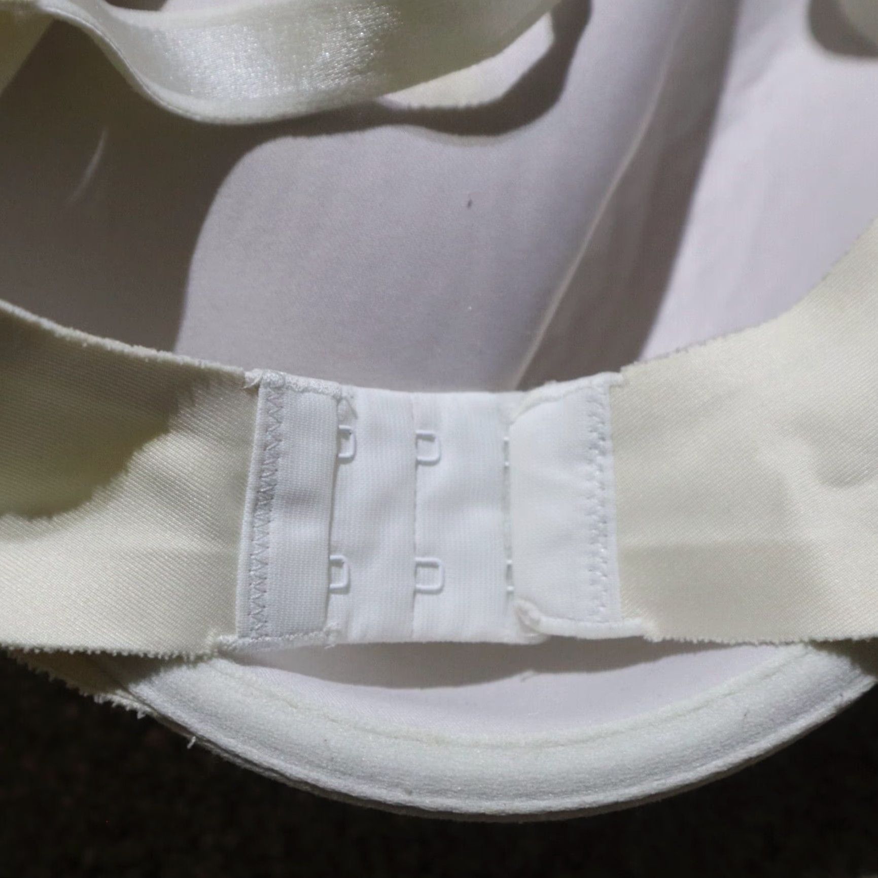 Vintage Warner's Bra 40D White Underwire Full Coverage Womens Size 40D Size ONE SIZE - 3 Thumbnail