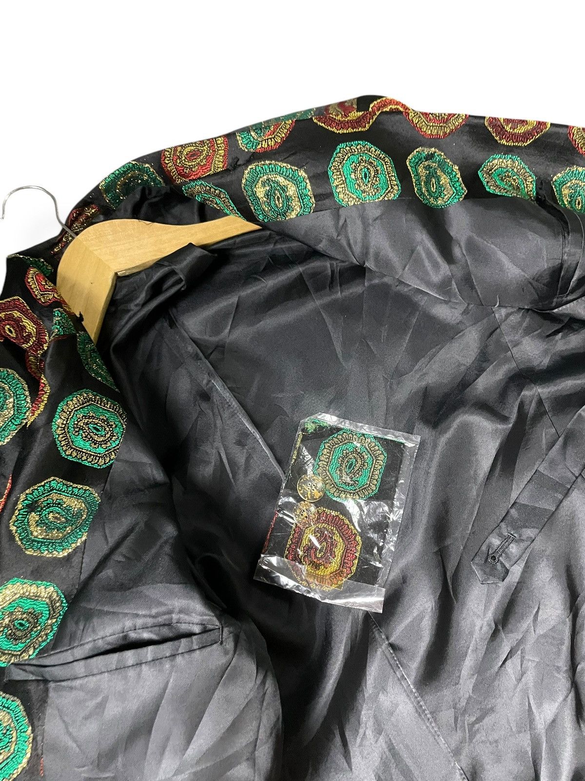Designer × Japanese Brand × Vintage I’GARAGE UOMO Fashion Abstract Blazer (99) Size US L / EU 52-54 / 3 - 6 Thumbnail