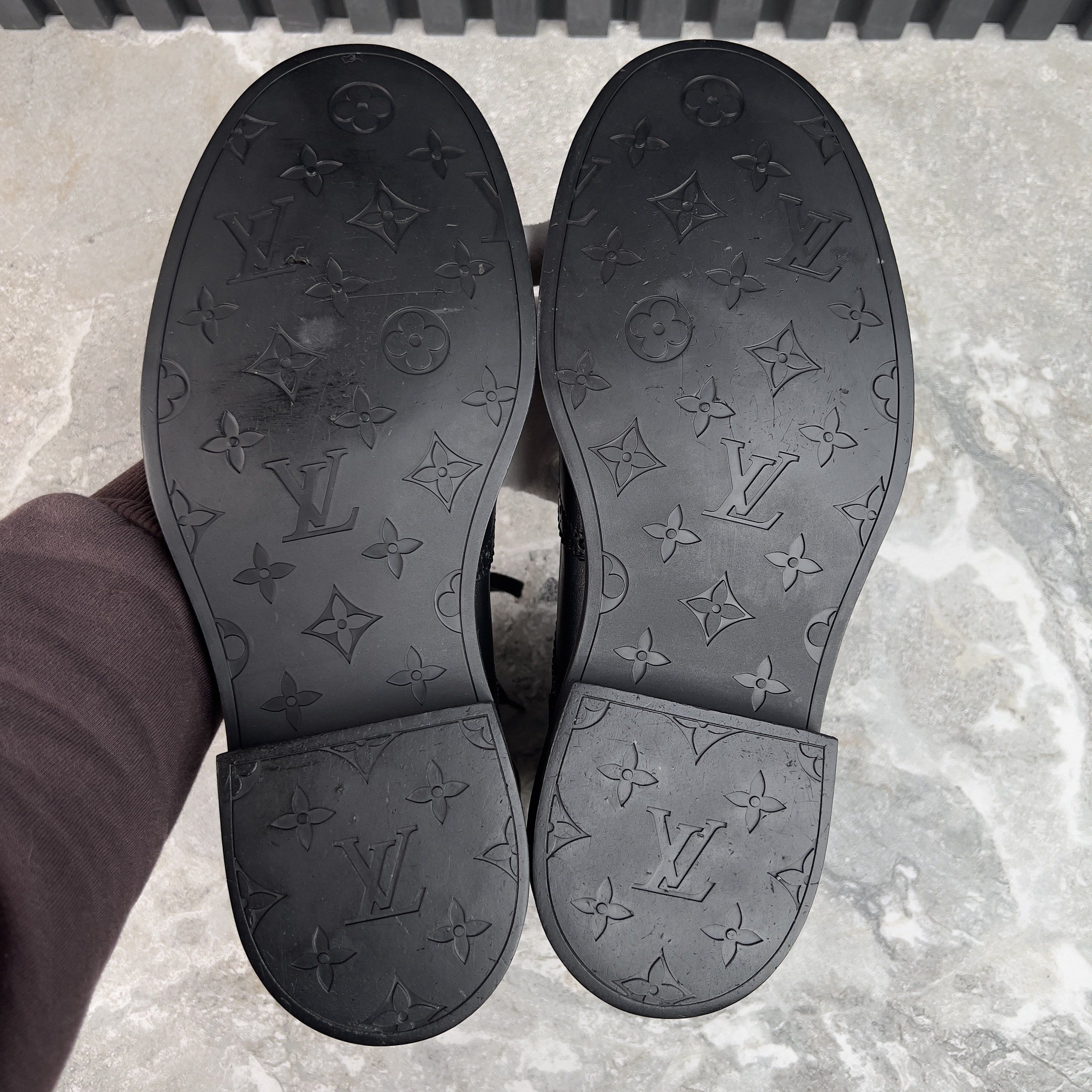 Louis Vuitton Combat Boots LV Medallion Wingtip Perforated Black Leather Size US 10.5 / EU 43-44 - 12 Thumbnail