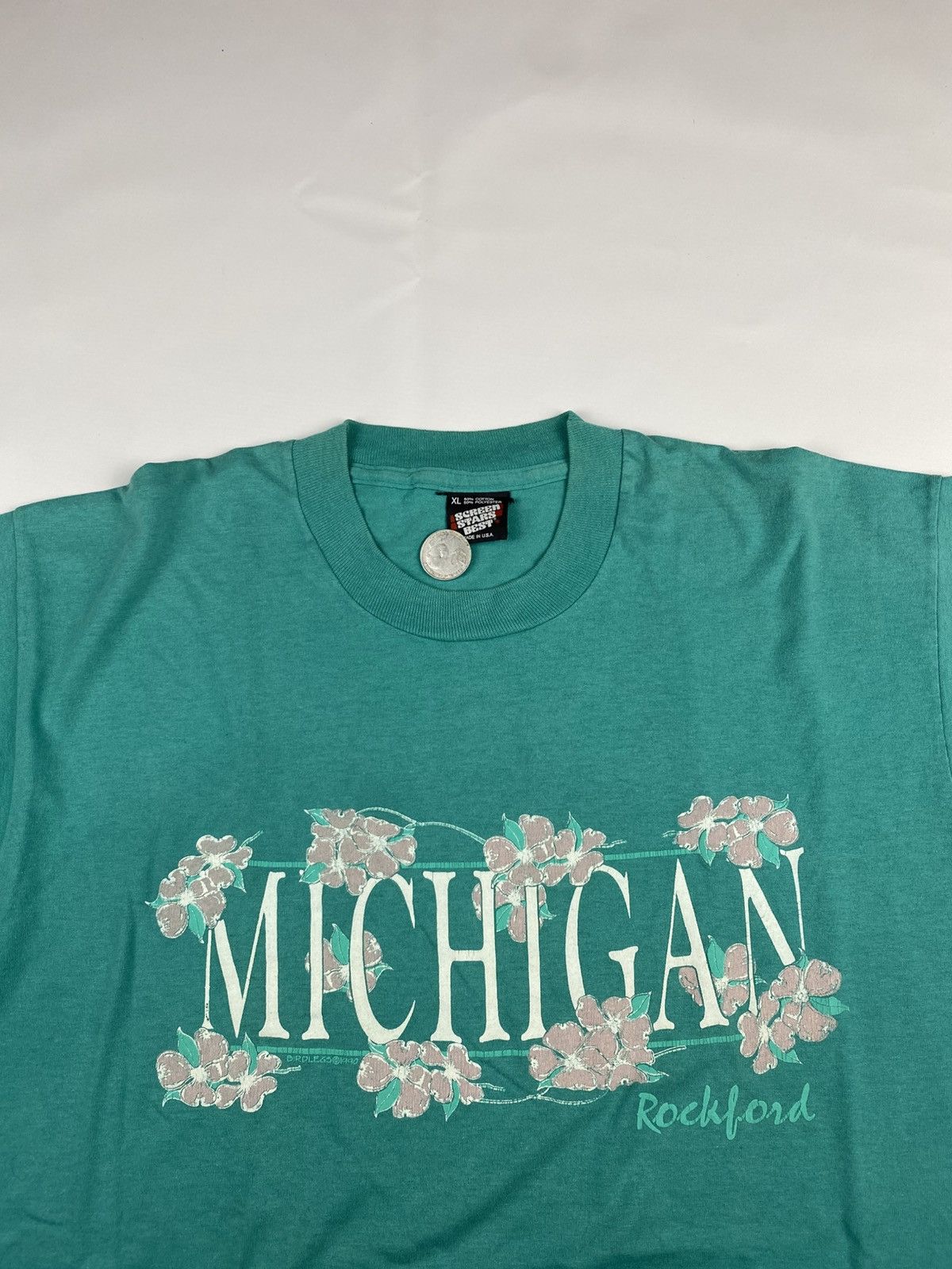 Vintage Vintage Art Hawaii Michigan 90s Tshirt Size US XL / EU 56 / 4 - 1 Thumbnail