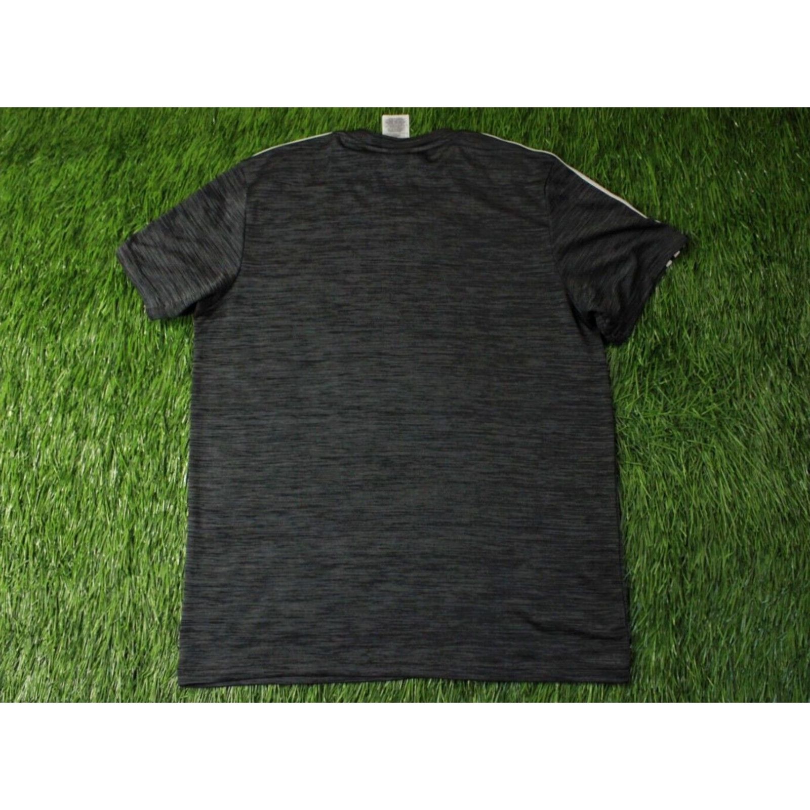 Adidas ADIDAS PERFORMANCE Shirt Men M Gray and White Football Jersey 2020 Predator CZ9740 Mens Size US M / EU 48-50 / 2 - 8 Thumbnail