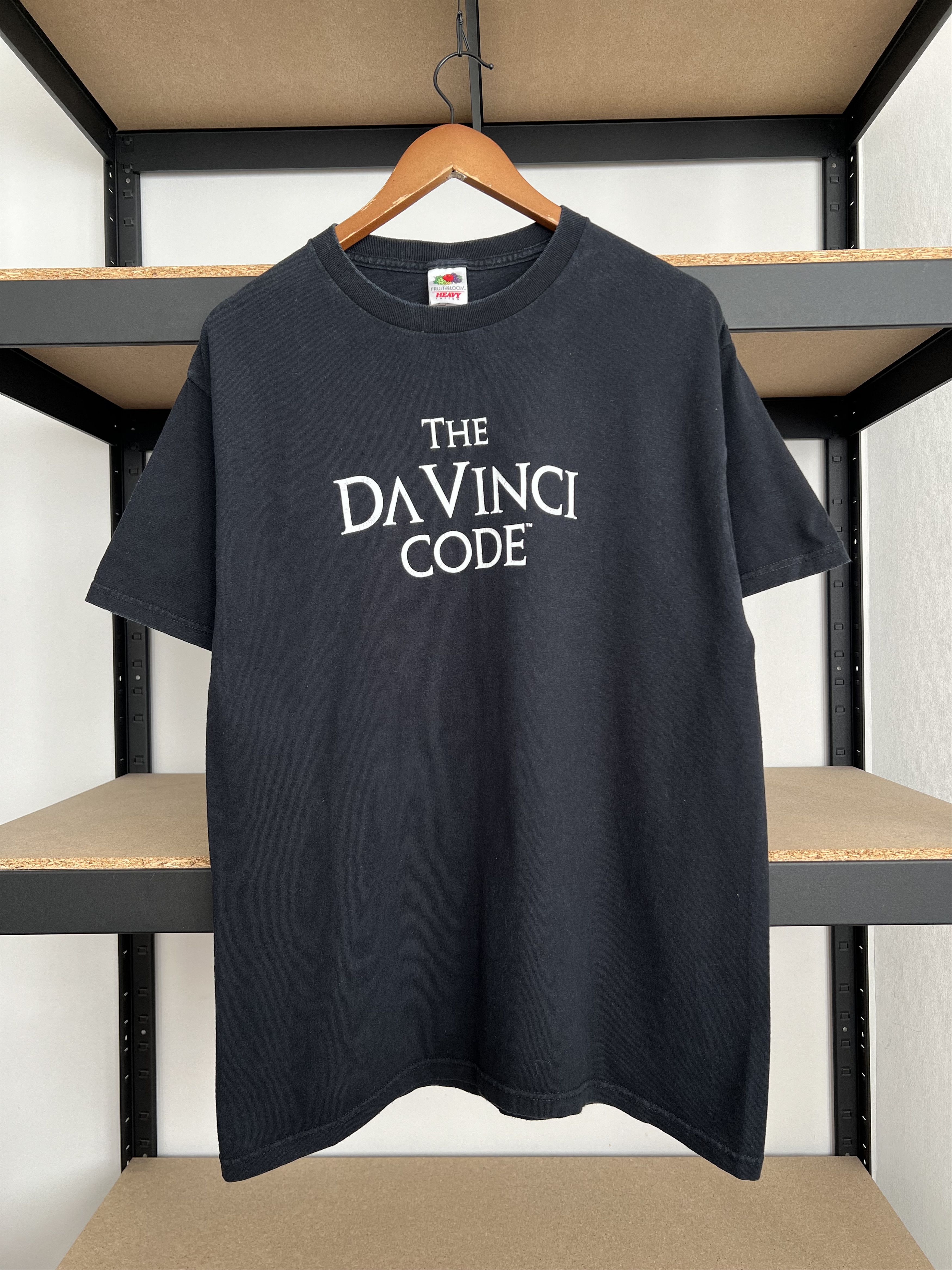Vintage Vintage 2000s The Da Vinci Code Tom Hanks Movie Black Tshirt Size US L / EU 52-54 / 3 - 1 Thumbnail