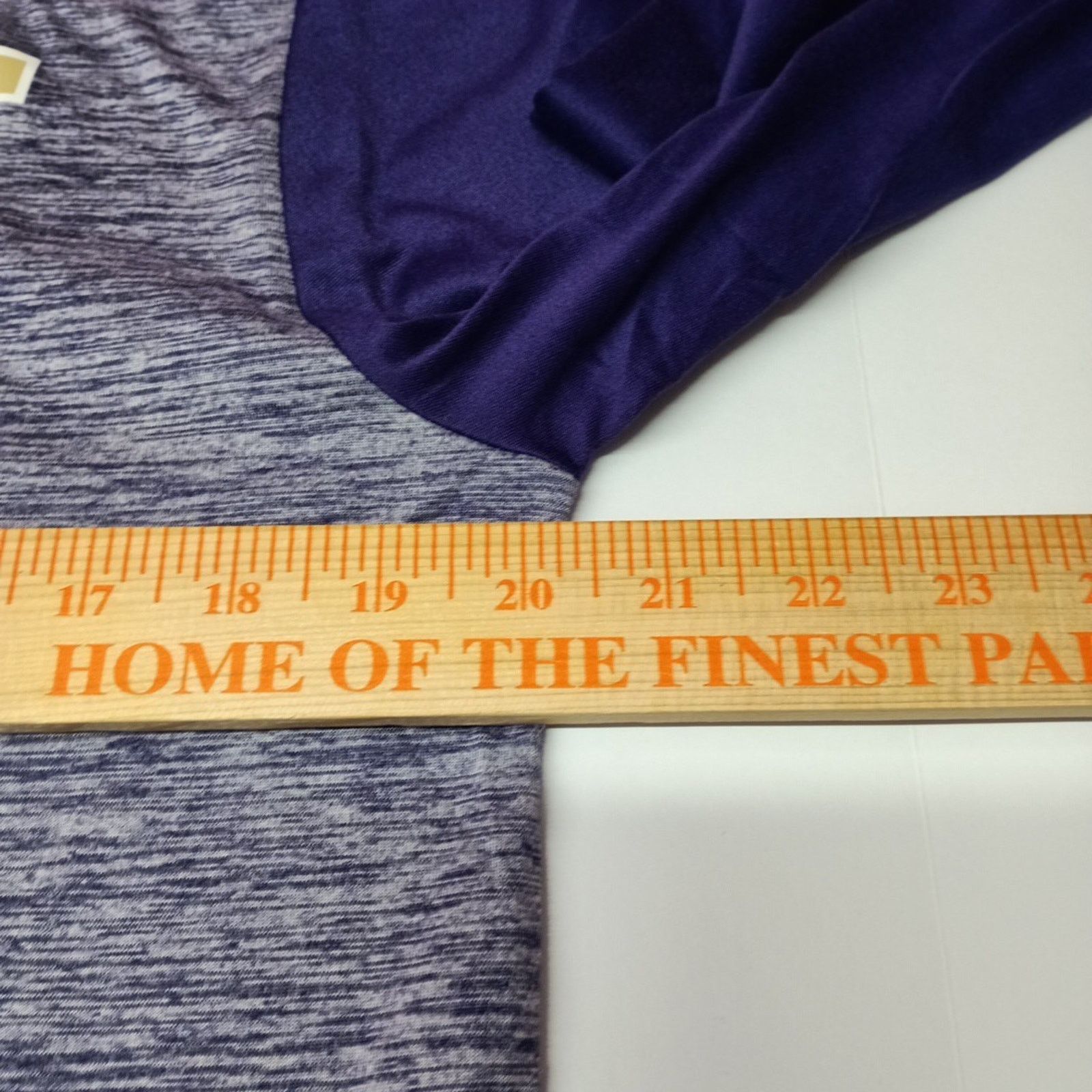 Other UW Washington Huskies Captivating Shirt Men M Purple 1/4 Zip Size US M / EU 48-50 / 2 - 5 Thumbnail
