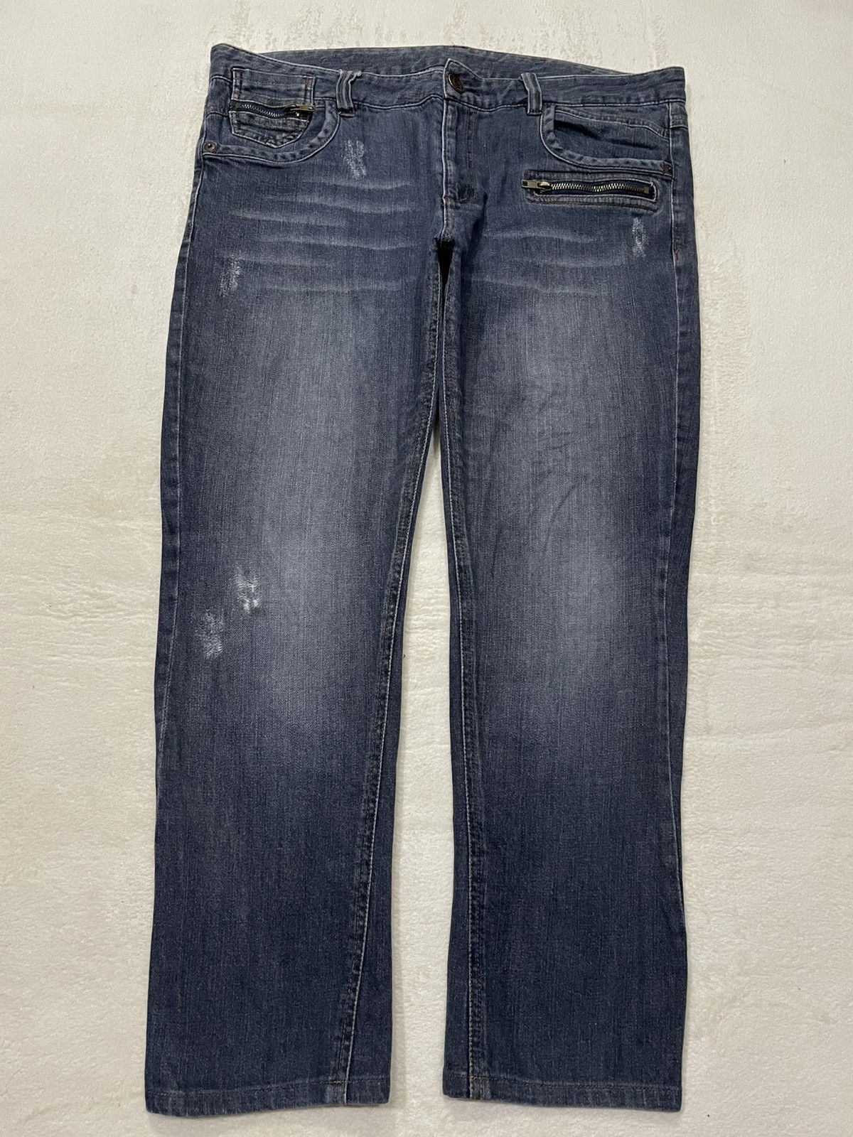 Japanese Brand Vintage Faded Distress Dark Blue Jeans Size US 38 / EU 54 - 1 Thumbnail
