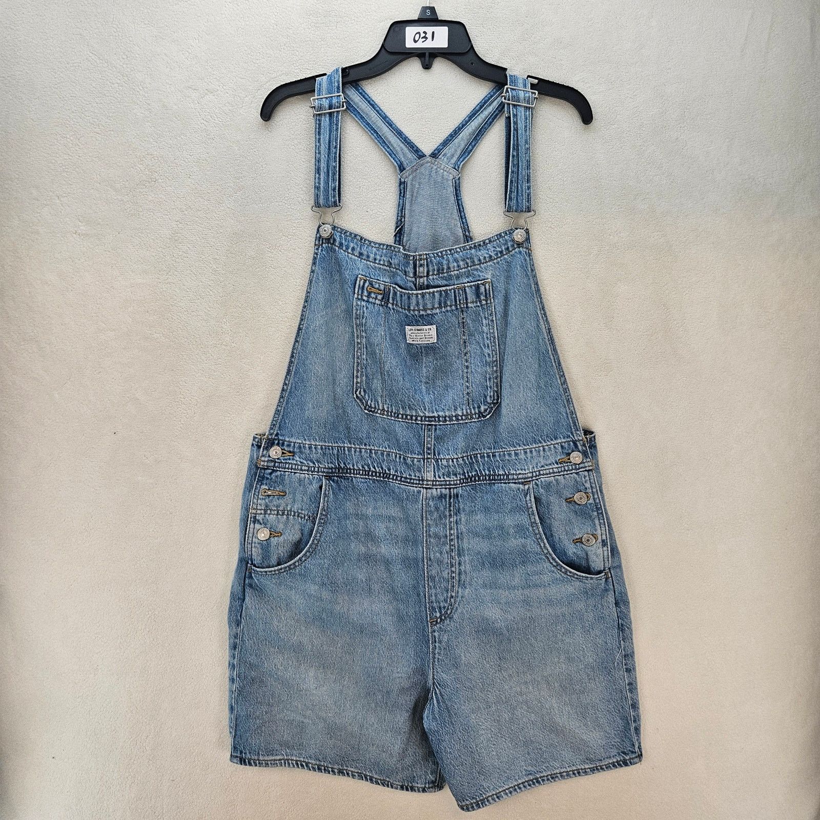 Levi's LEVI'S WOMEN'S XL PREMIUM LIGHT WASH UTILITY SHORTALLS NWT Size 39" - 1 Thumbnail