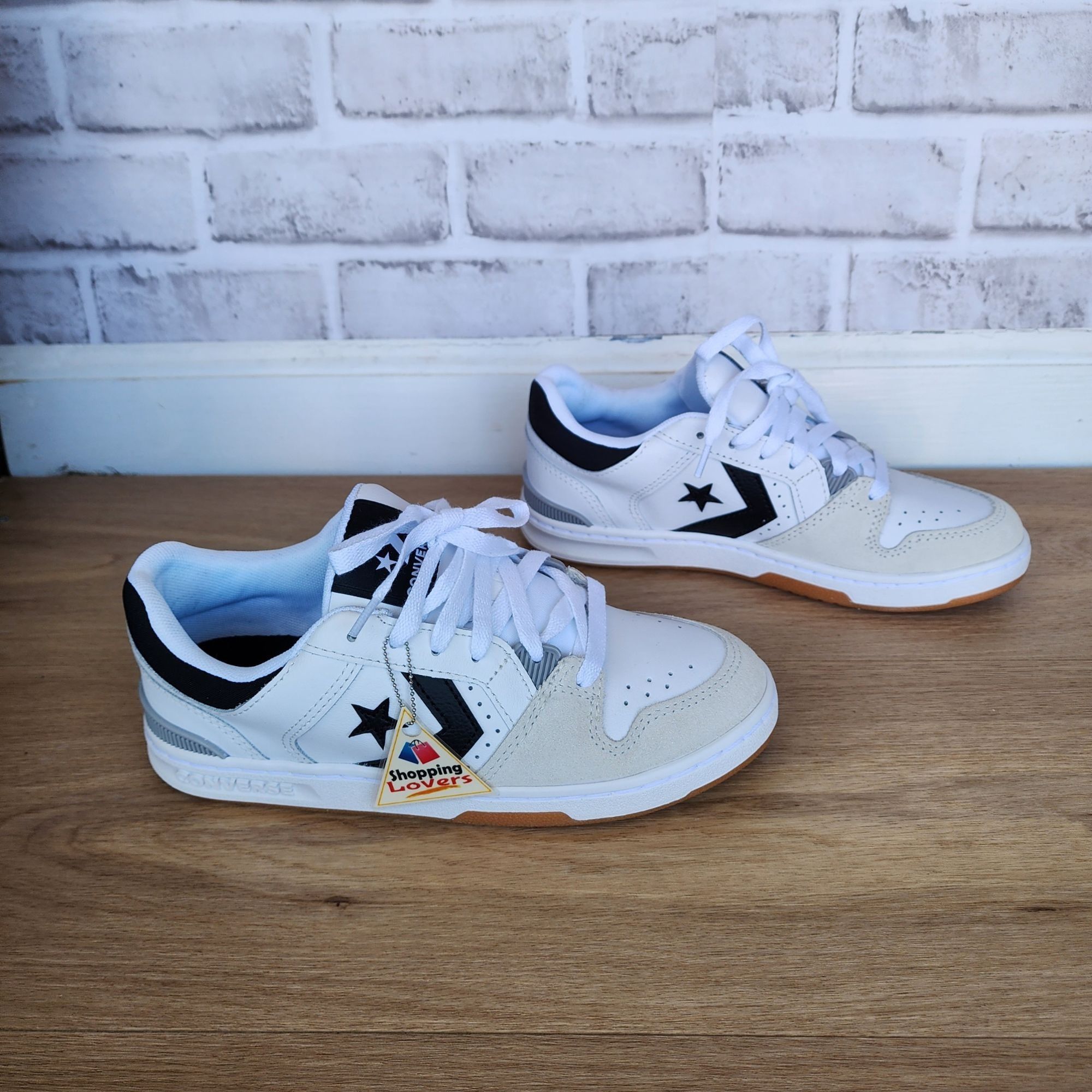 Converse ⭐Converse CL98 OX Low Top Size 5 Men's shoes Sneakers White Size US 5 / EU 37 - 2 Thumbnail