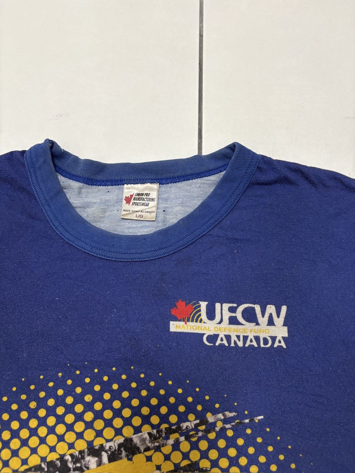 Vintage 30 years of strength UFCW Size US L / EU 52-54 / 3 - 3 Thumbnail