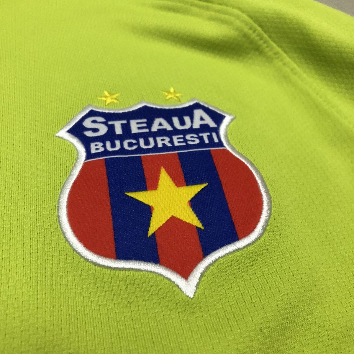 Nike Steaua Bucurest 08/09 away shirt Size US S / EU 44-46 / 1 - 4 Thumbnail