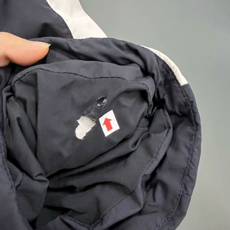 Balenciaga Balenciaga size 44 Letter logo printed down jacket Size US S / EU 44-46 / 1 - 4 Thumbnail
