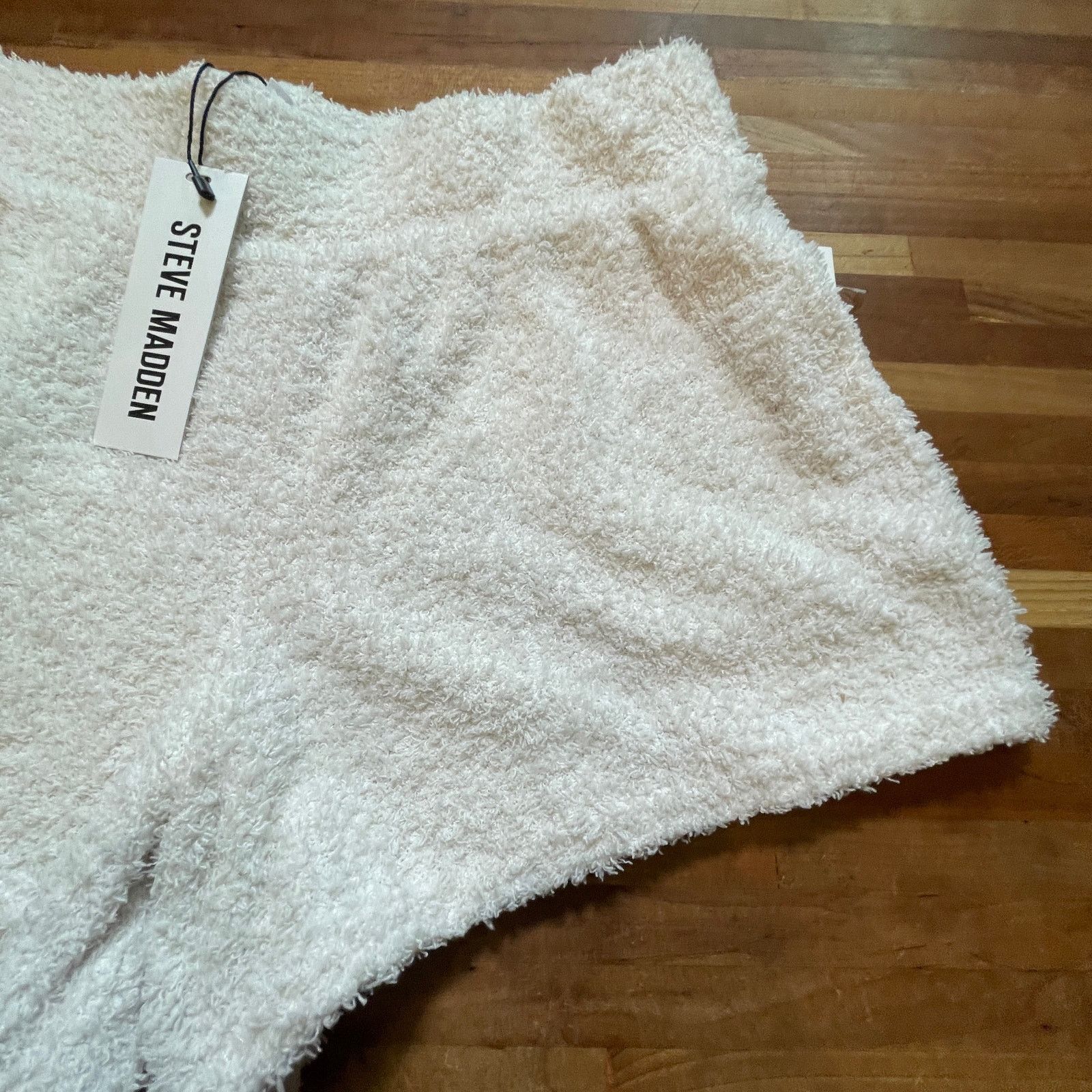Steve Madden Steve Madden Women's Chenille Sleep Shorts, white Large Size 28" / US 6 / IT 42 - 3 Thumbnail