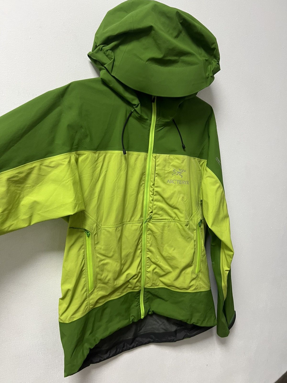 Arc'teryx Vintage Arc’teryx Beta LT Goretex Pro Men’s Jacket Size S Size US S / EU 44-46 / 1 - 6 Thumbnail