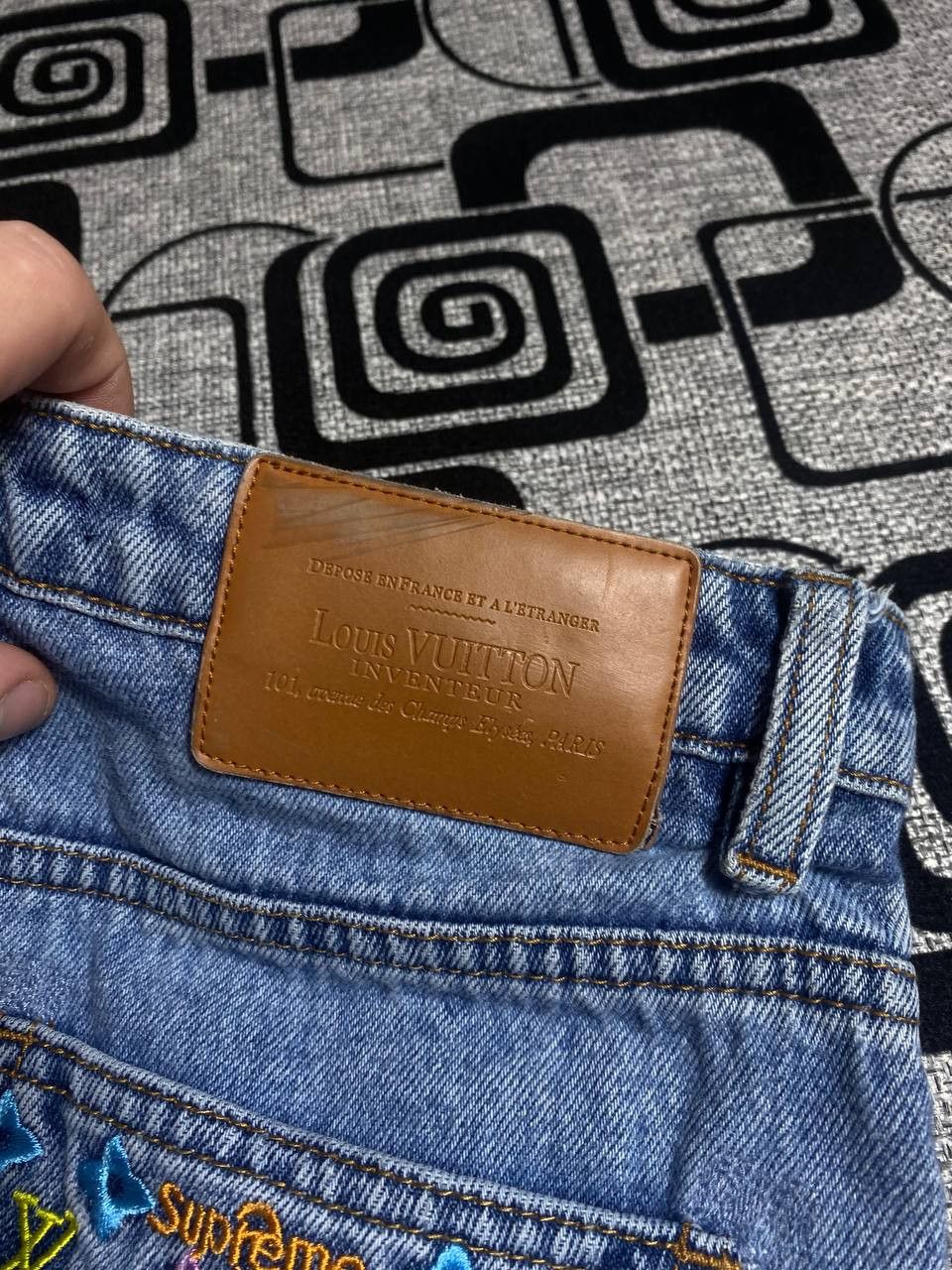 Japanese Brand Crazy Crash Dirty Baggy Faded Jean Japan Avant Garde Style Size US 26 / EU 42 - 10 Thumbnail