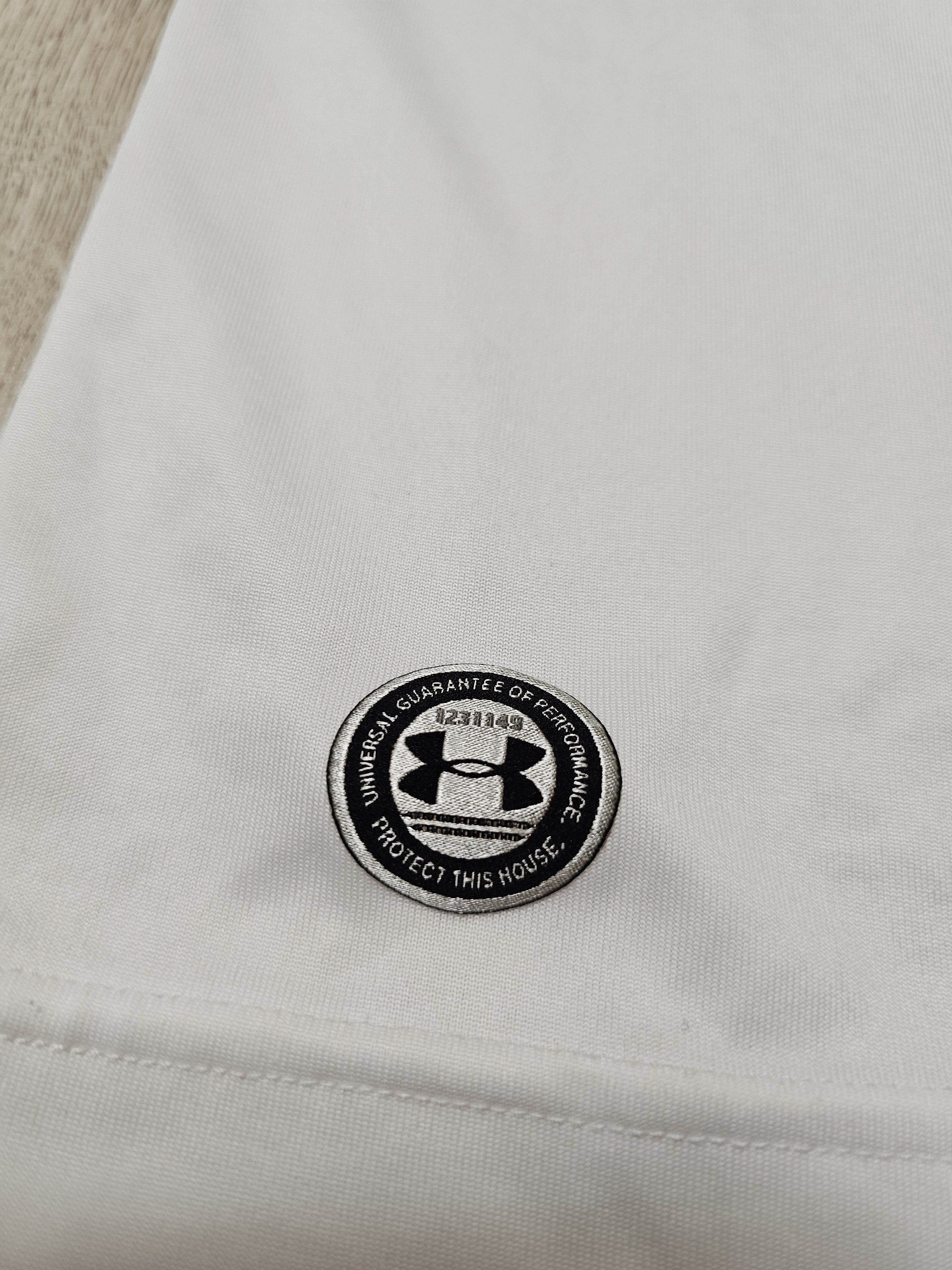 Under Armour ASTON VILLA 2022 2023 THIRD FOOTBALL SHIRT SOCCER JERSEY Size US S / EU 44-46 / 1 - 7 Thumbnail