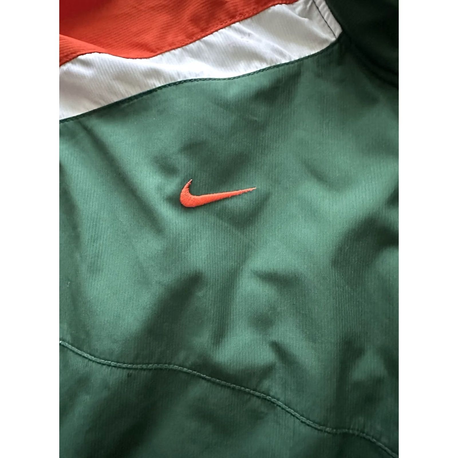 Nike VINTAGE Nike Windbreaker Jacket Mens M Full Zip Green Embroidered Logo Retro College Sports Size US M / EU 48-50 / 2 - 3 Thumbnail