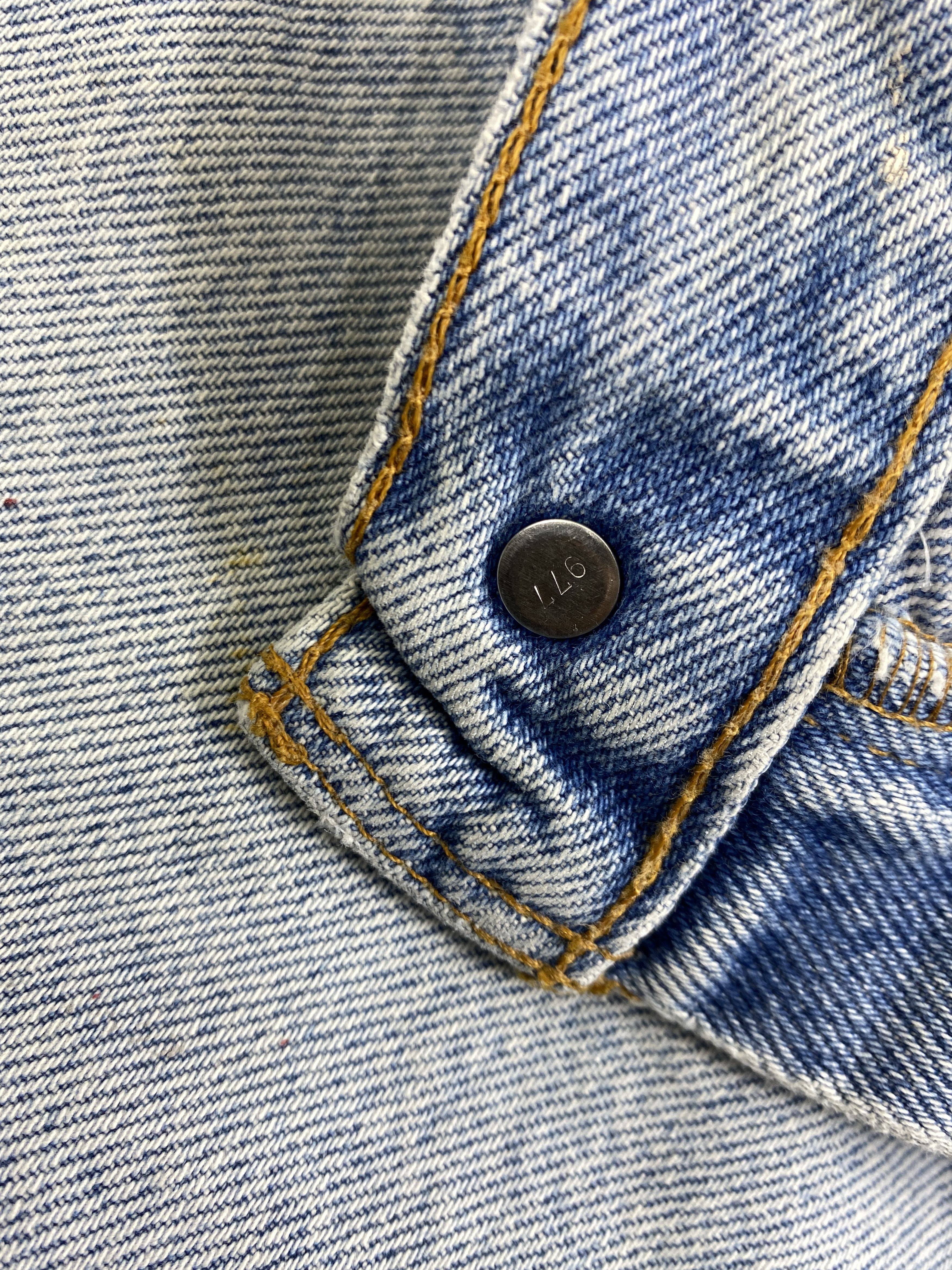 Levi's Light Wash Vintage Levi's 545 Jeans 37x30 Denim -JN1807 Size US 37 - 7 Thumbnail