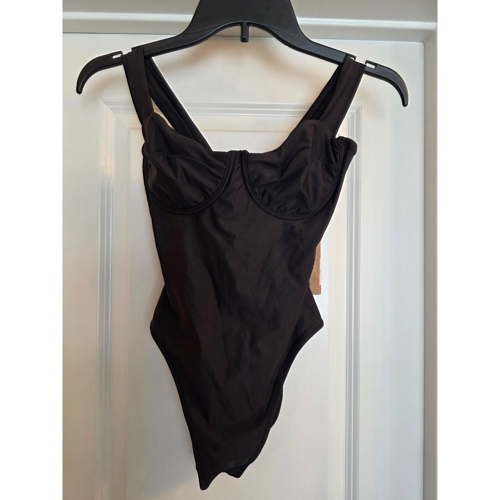 SKIMS Skims Signature Swim Underwire One Piece in Onyx, Size XS Size ONE SIZE - 1 Thumbnail