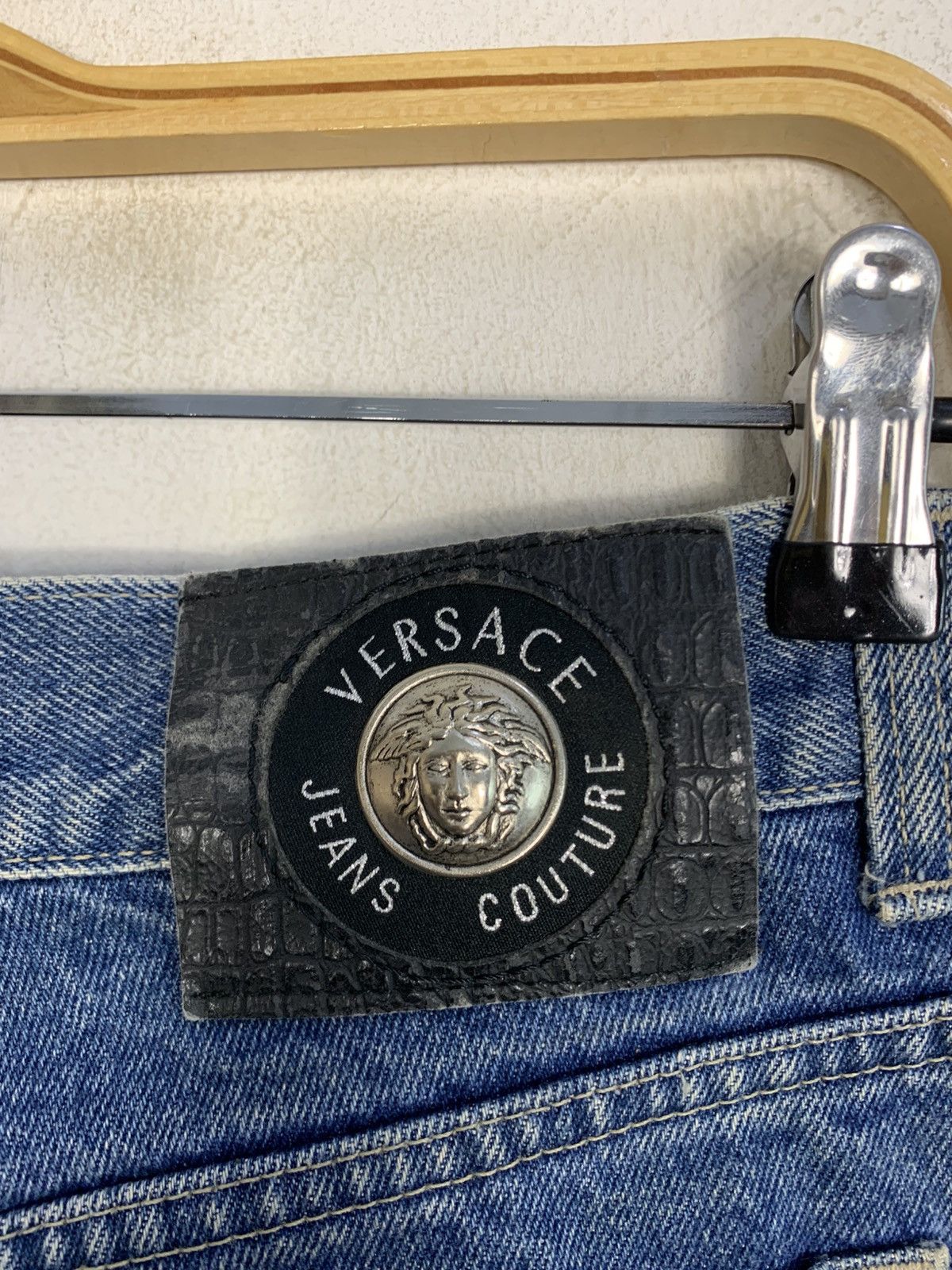 Versace Jeans Couture 90s Versace Jean Couture Relaxed Denim Jeans Size 30" / US 8 / IT 44 - 7 Thumbnail