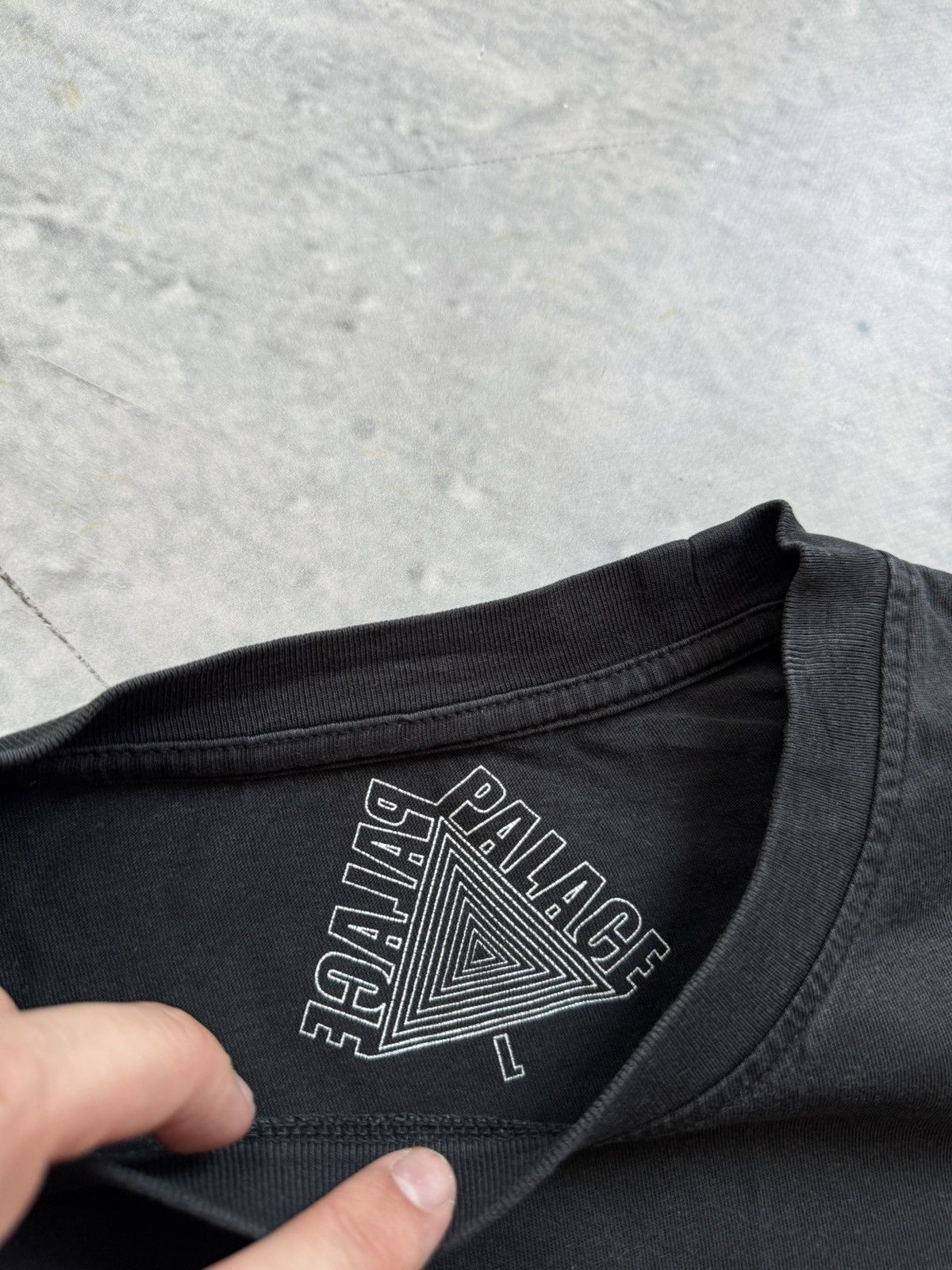 Palace × Vintage Palace big logo fish vintage tee Size US L / EU 52-54 / 3 - 3 Thumbnail