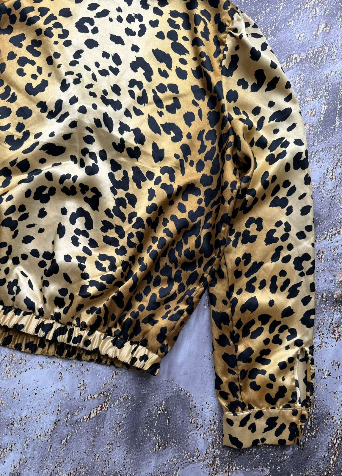 Love Moschino Love Moschino Vintage Leopard Blouse Size L / US 10 / IT 46 - 10 Thumbnail