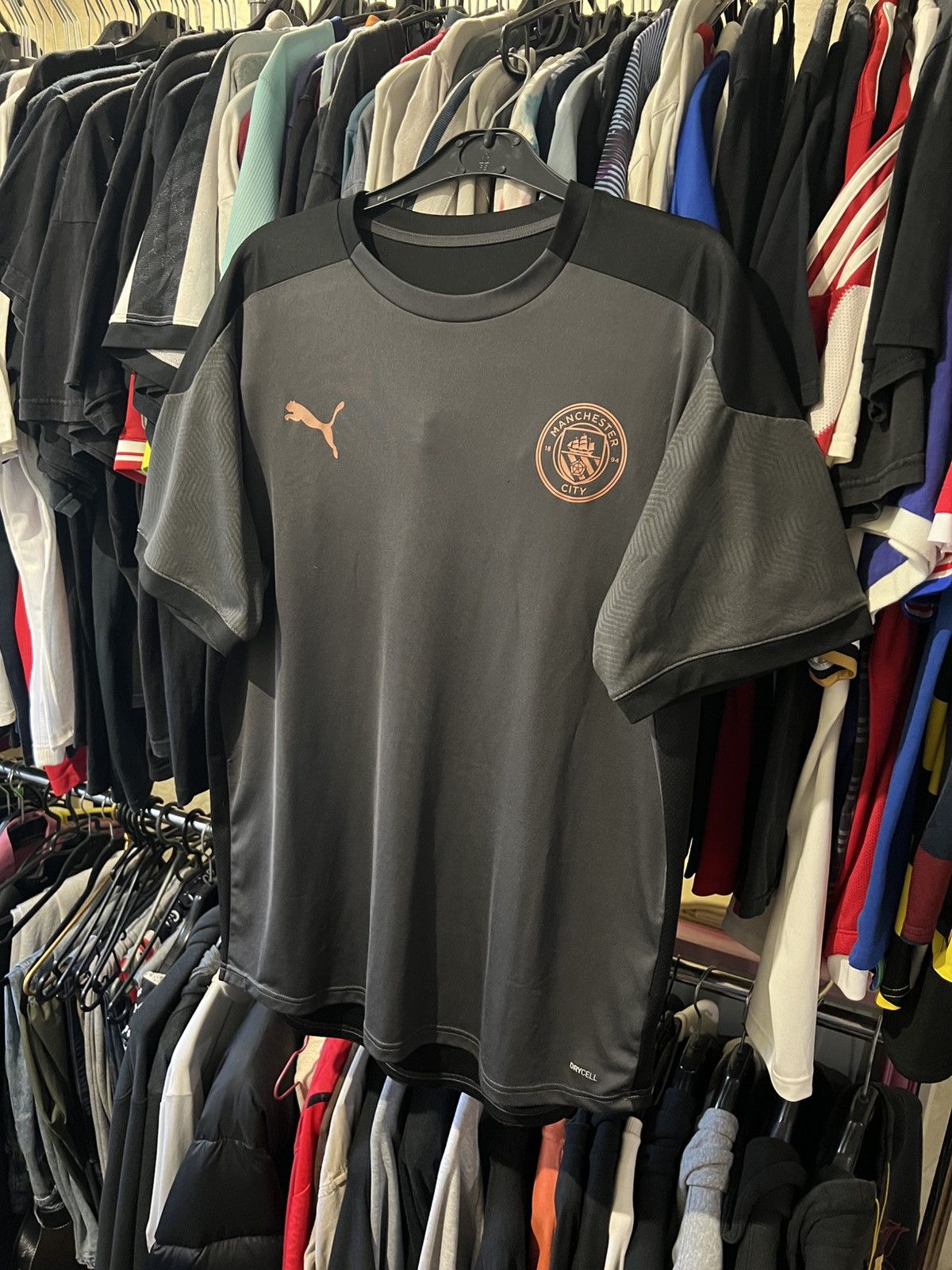 Puma × Vintage 2022/2023 PUMA MANCHESTER CITY TRAINING Size US XL / EU 56 / 4 - 1 Thumbnail