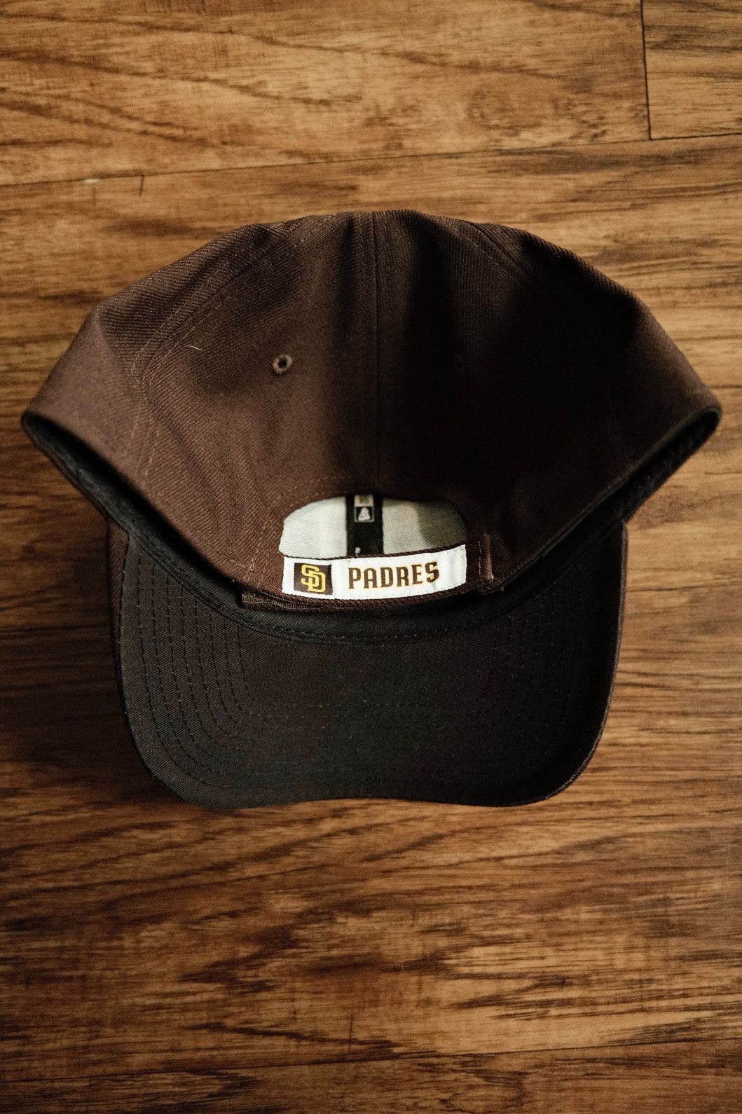 New Era San Diego Padres Velcro Strap Back Hat Size ONE SIZE - 3 Thumbnail