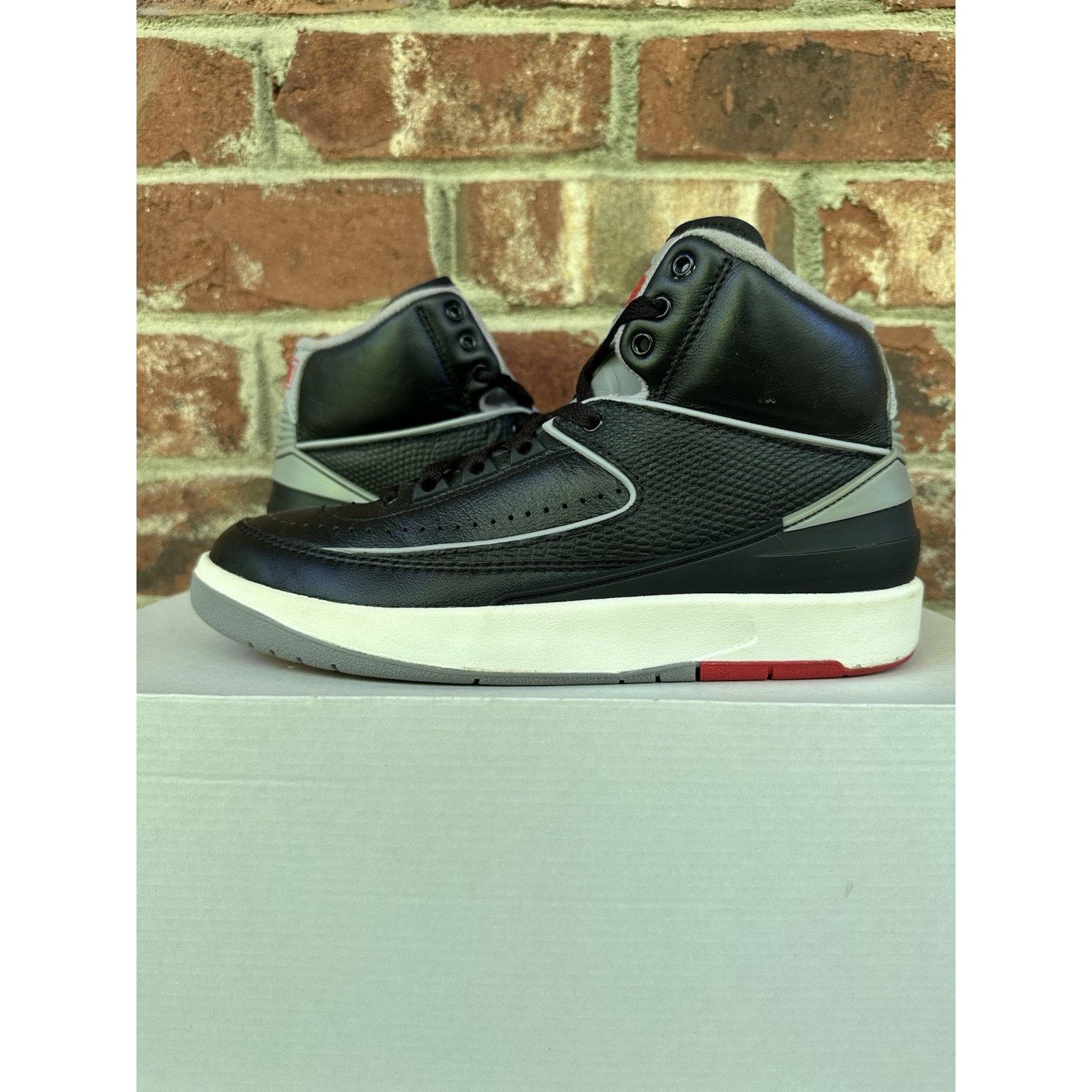 Jordan Brand Jordan 2 Retro Black Cement GS - Size 6.5y Size US 6.5 / EU 39-40 - 1 Thumbnail