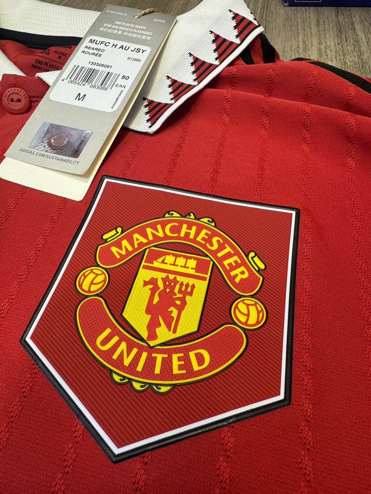 Adidas Manchester United 22/23 player issued shirt #7 Beckham(bnwt) Size US M / EU 48-50 / 2 - 7 Thumbnail