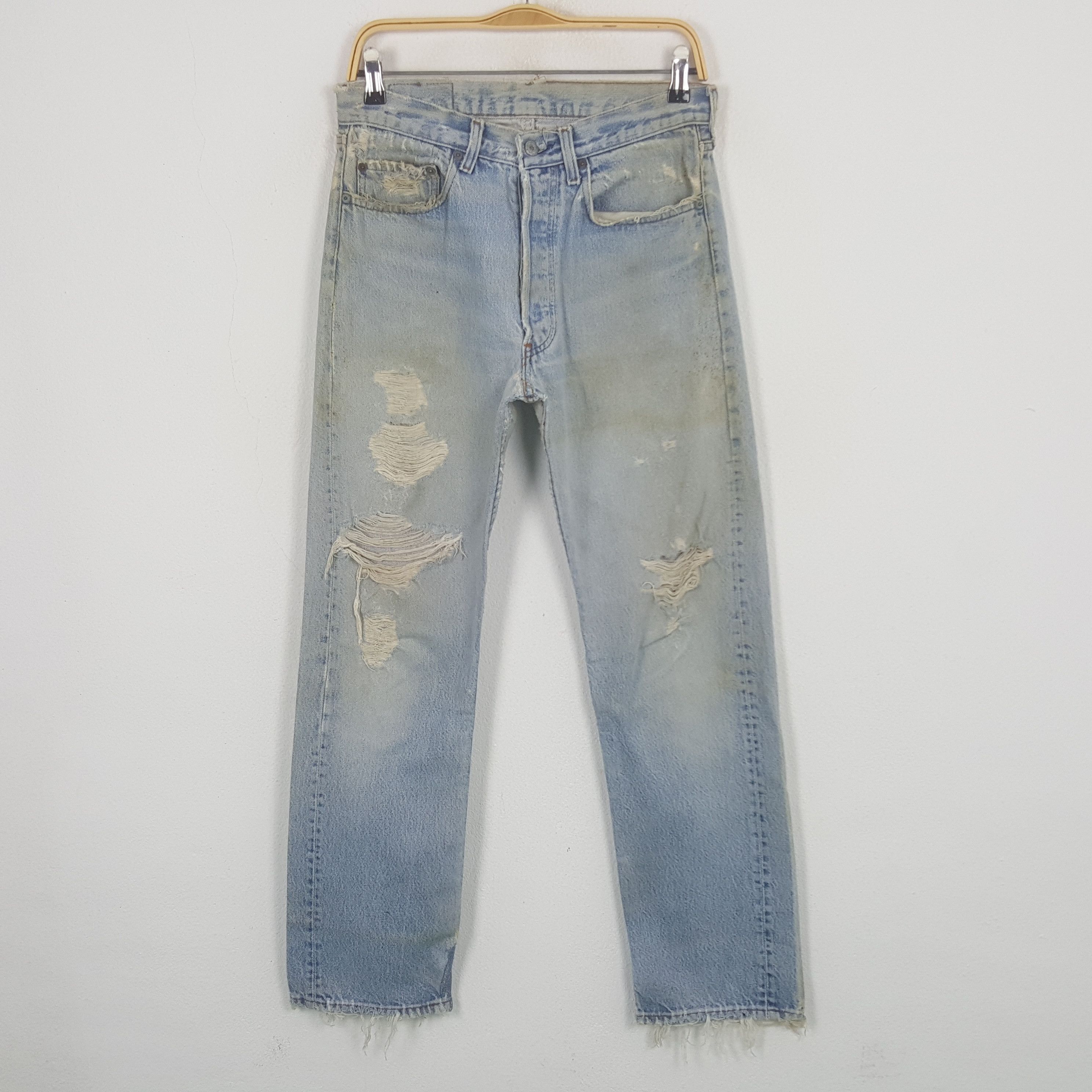 Levi's Vintage Clothing Vintage Levi's 501 USA Distressed Denim Jeans Size US 30 / EU 46 - 1 Thumbnail