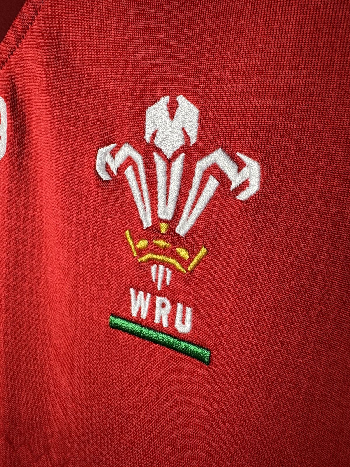 Under Armour WRU Wales World Cup 2015 Home Rugby Union Shirt Jersey Size US M / EU 48-50 / 2 - 4 Thumbnail