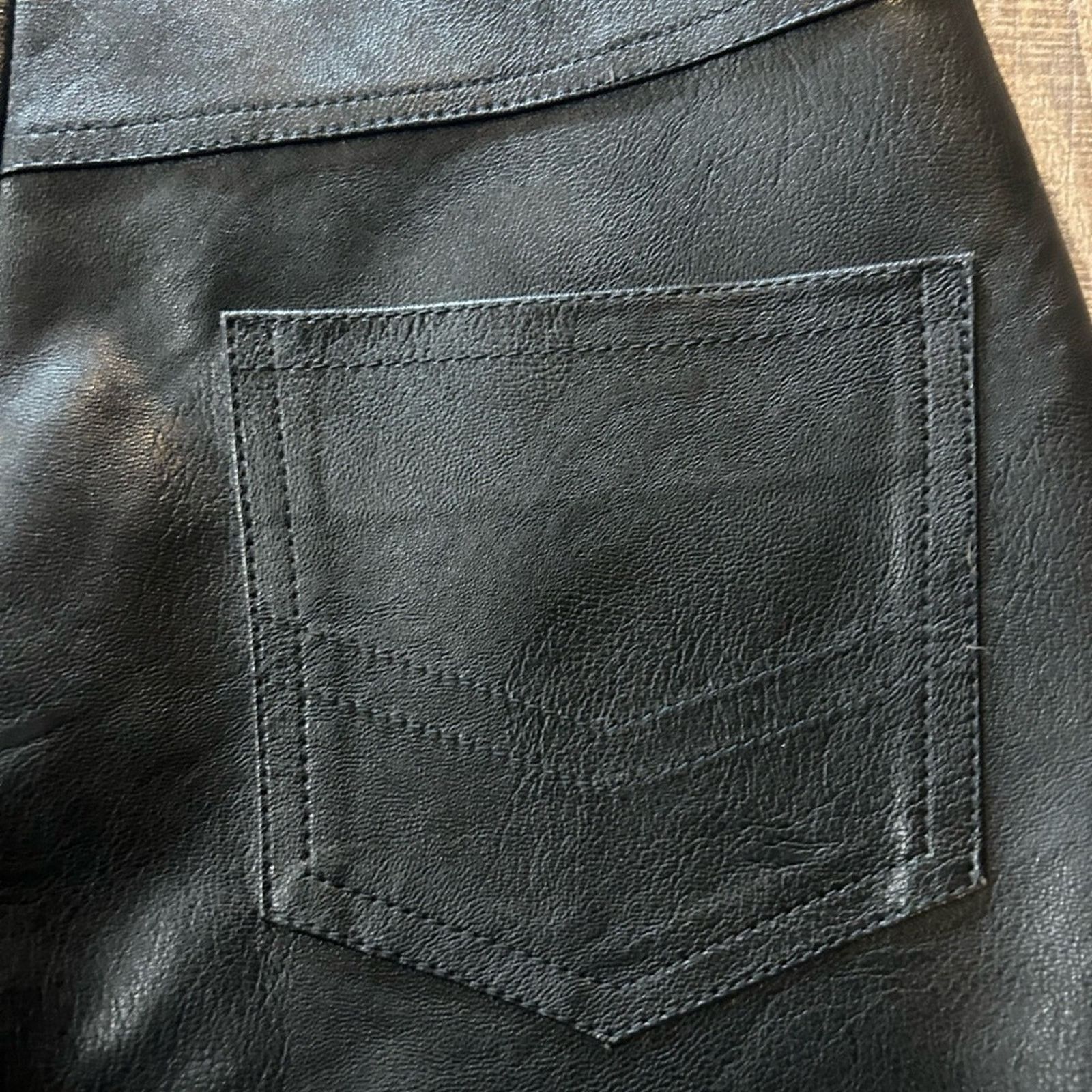 Stella McCartney Stella McCartney Maddox Shorts Black Design Hem 4/38 Size 27" / US 4 / IT 40 - 6 Thumbnail