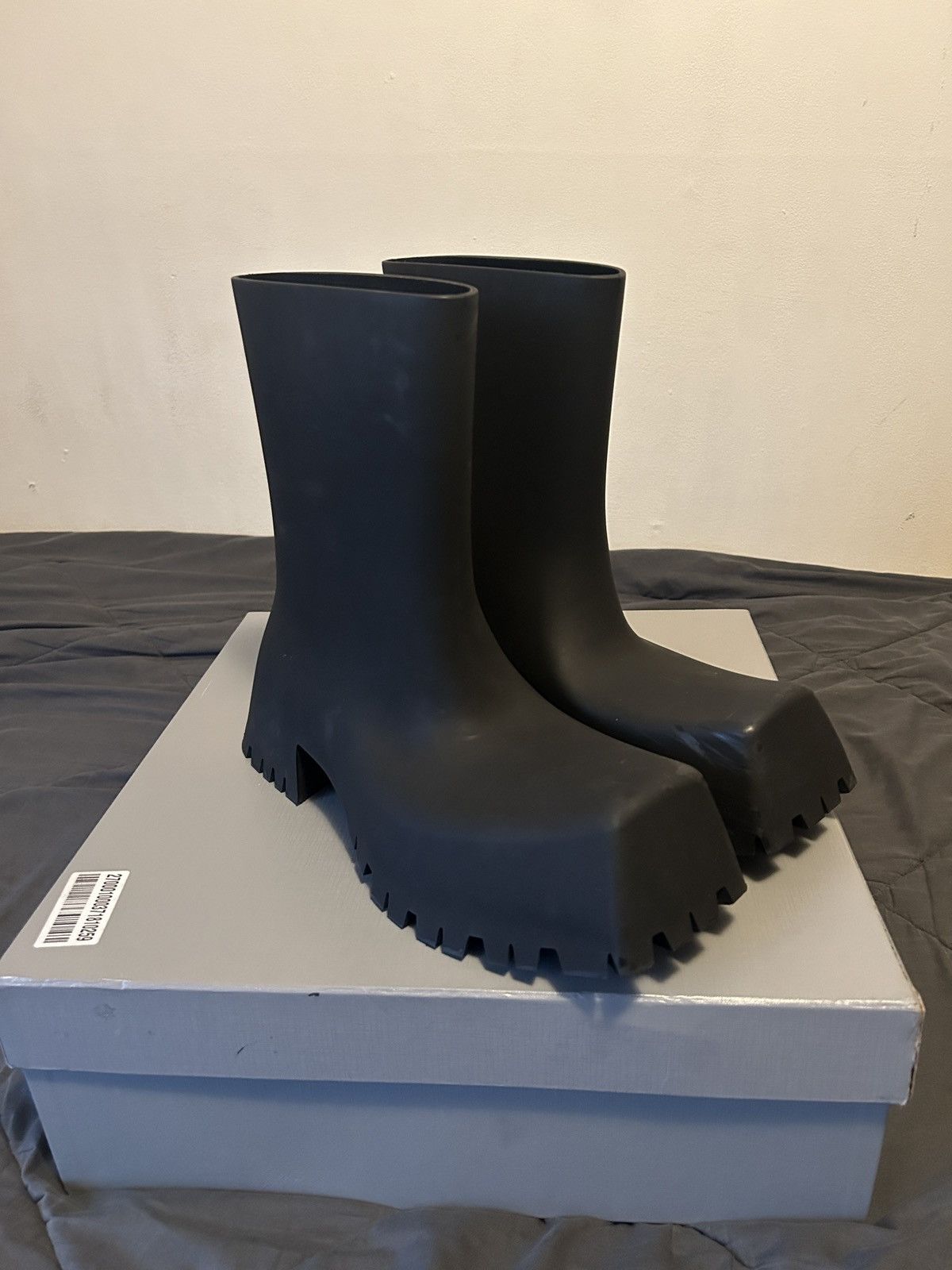 Balenciaga Trooper boots size 10