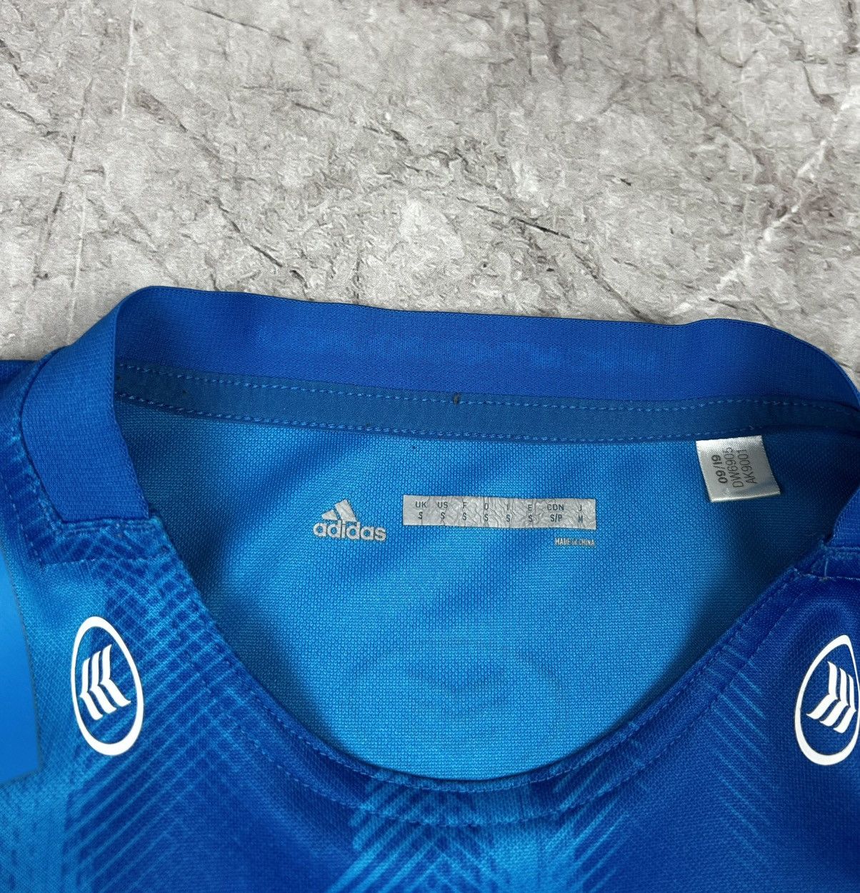 Adidas LEINSTER RUGBY UNION JERSEY 2019 RUGBY SHIRT IRELAND RUGBY Size US S / EU 44-46 / 1 - 3 Thumbnail