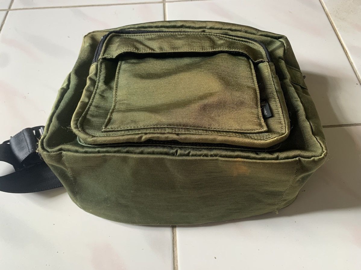 Issey Miyake Vintage Issey Miyake Sling Bag Size ONE SIZE - 7 Thumbnail
