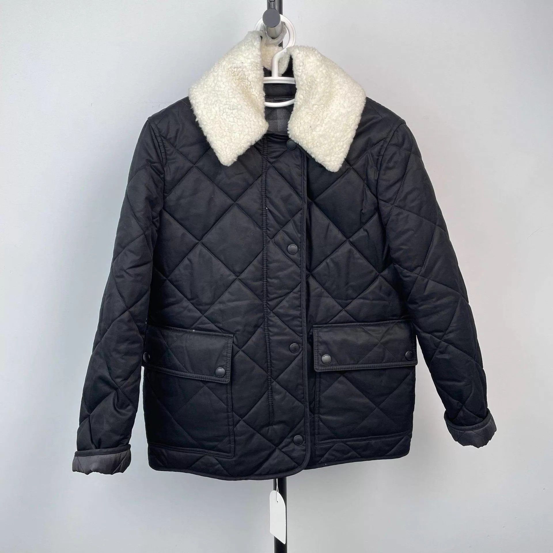 Burberry Burberry women's padded jacket Size XS / US 0-2 / IT 36-38 - 1 Thumbnail
