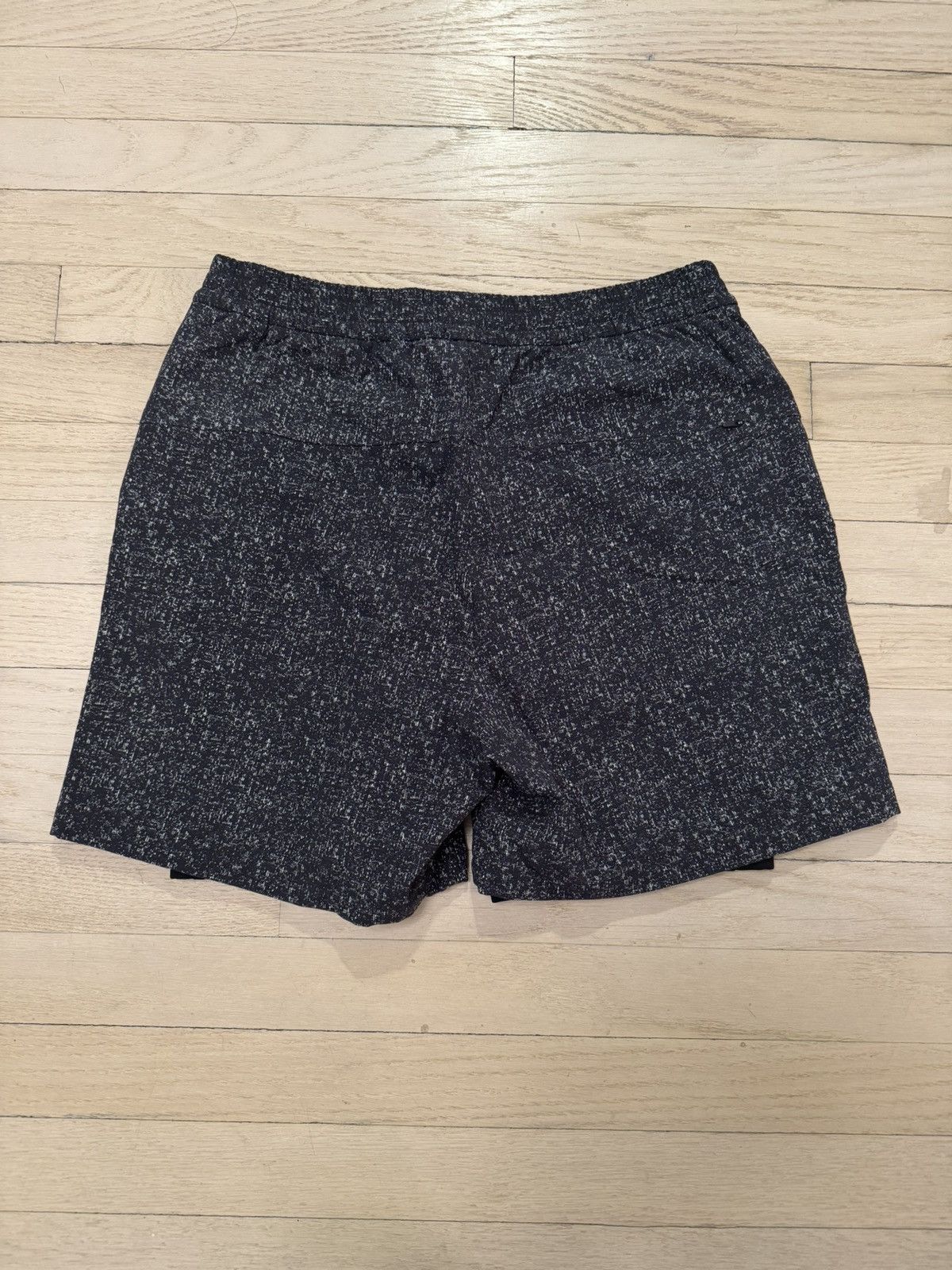 Outdoor Voices Outdoor Voices Gray RecTrek 5" Short with Exposed Liner Size US 30 / EU 46 - 2 Thumbnail