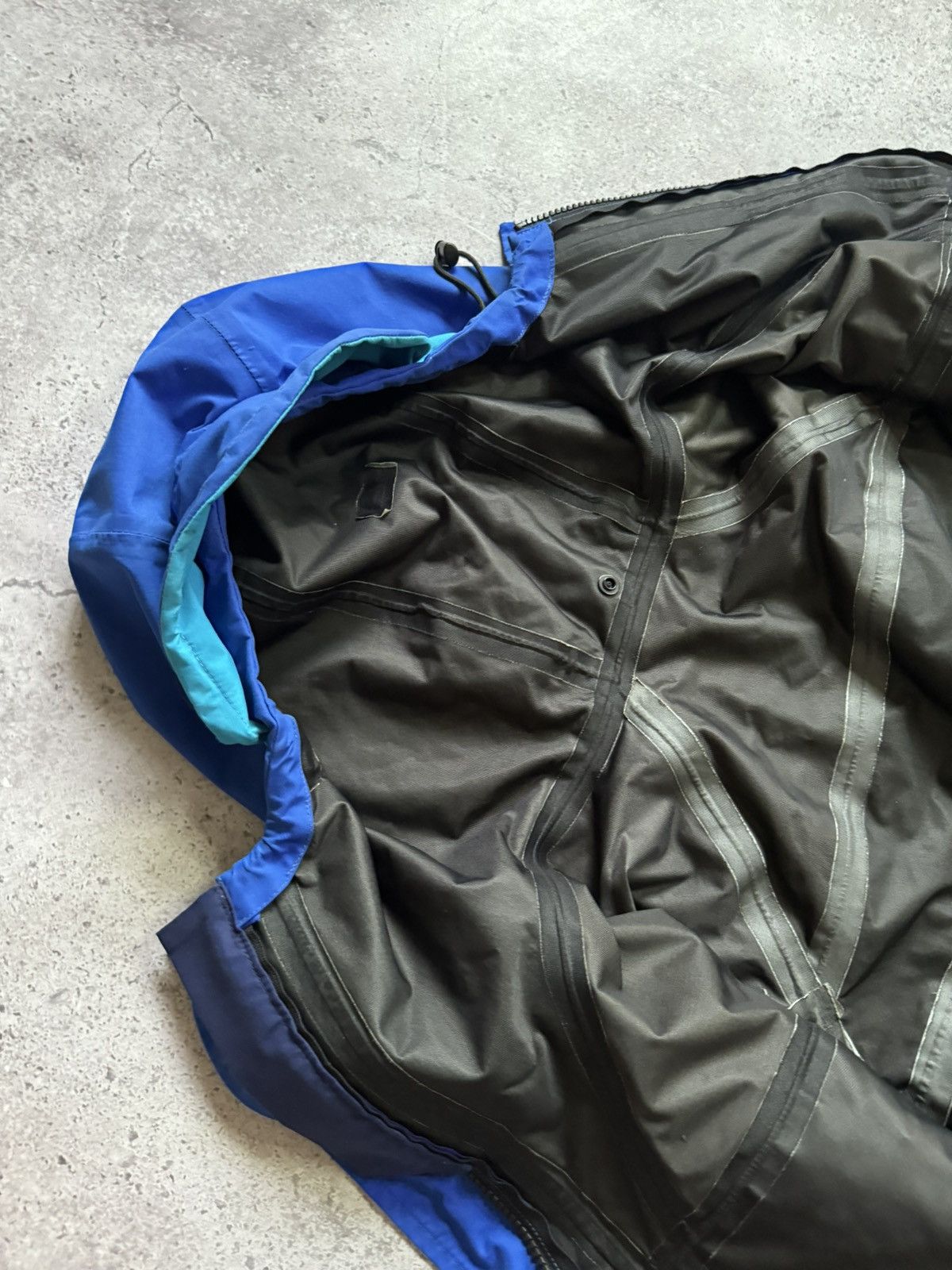 Berghaus Vintage Berghaus Extreme 7000 Gore-Tex Jacket Size US XL / EU 56 / 4 - 8 Thumbnail