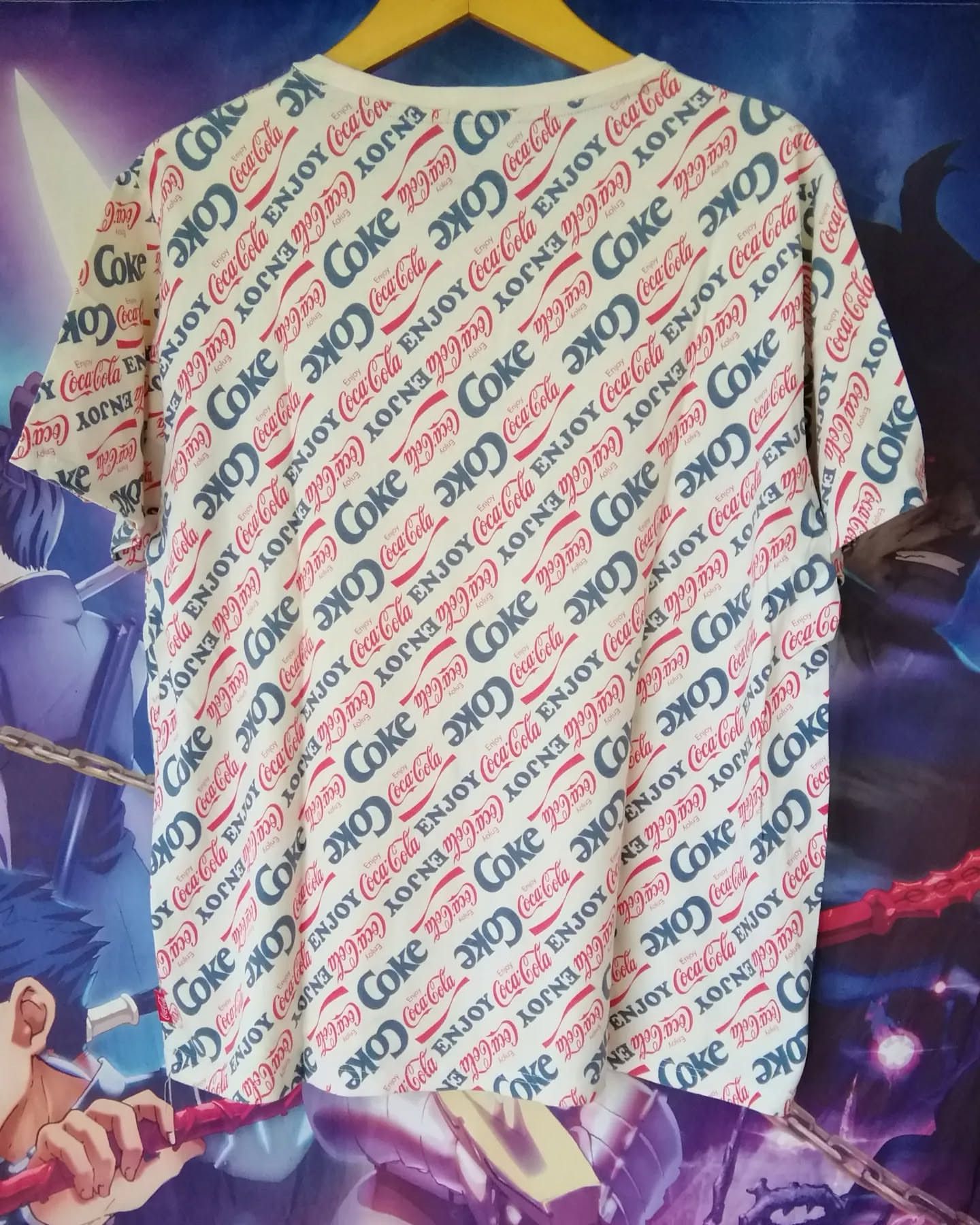 Coca Cola Coca Cola x GU Global UNIQLO Spellout All Over Print Tees Size XL / US 12-14 / IT 48-50 - 2 Thumbnail