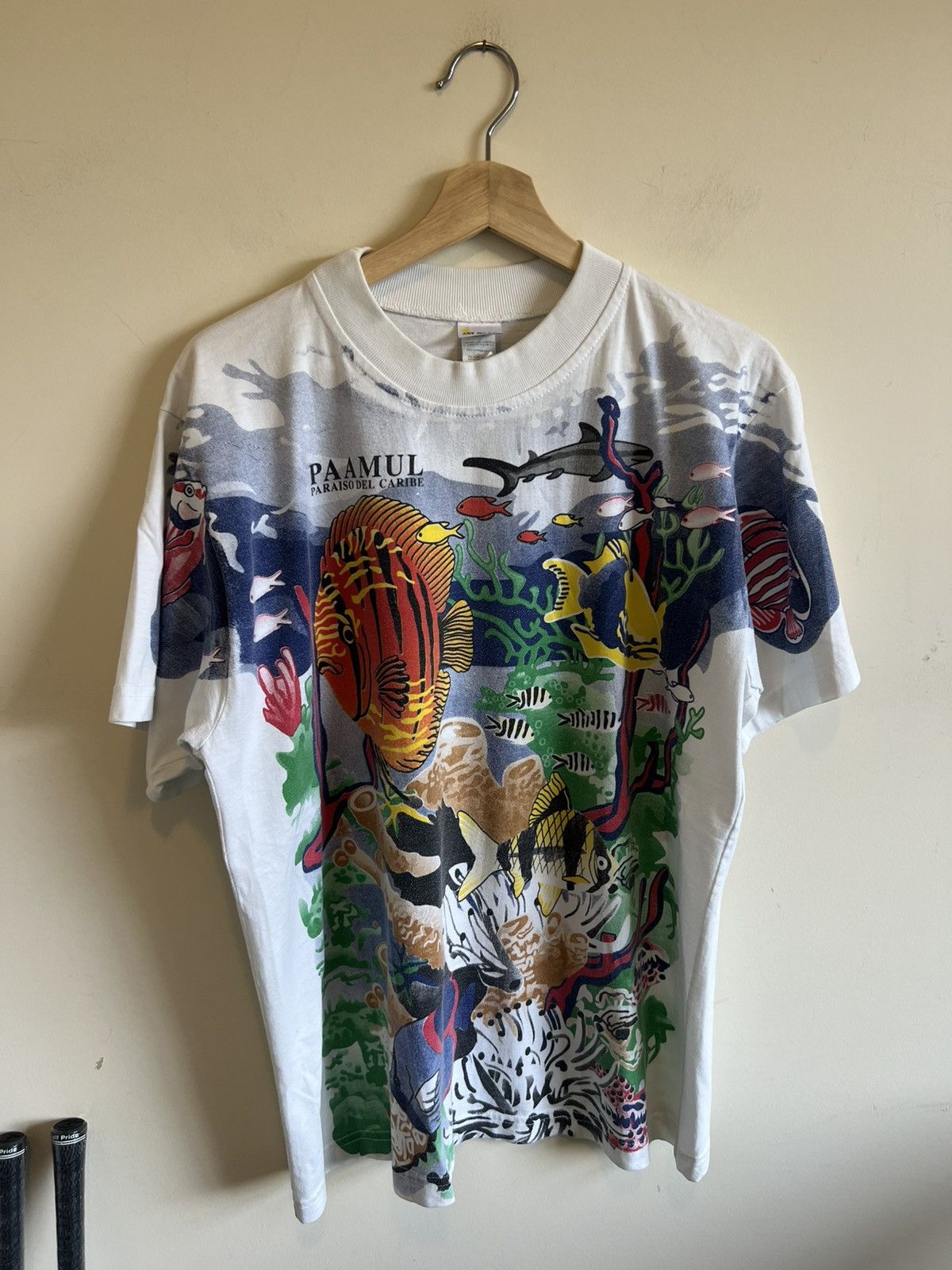 Vintage 90s Fish Aquarium Sea Creature AOP Large T-Shirt