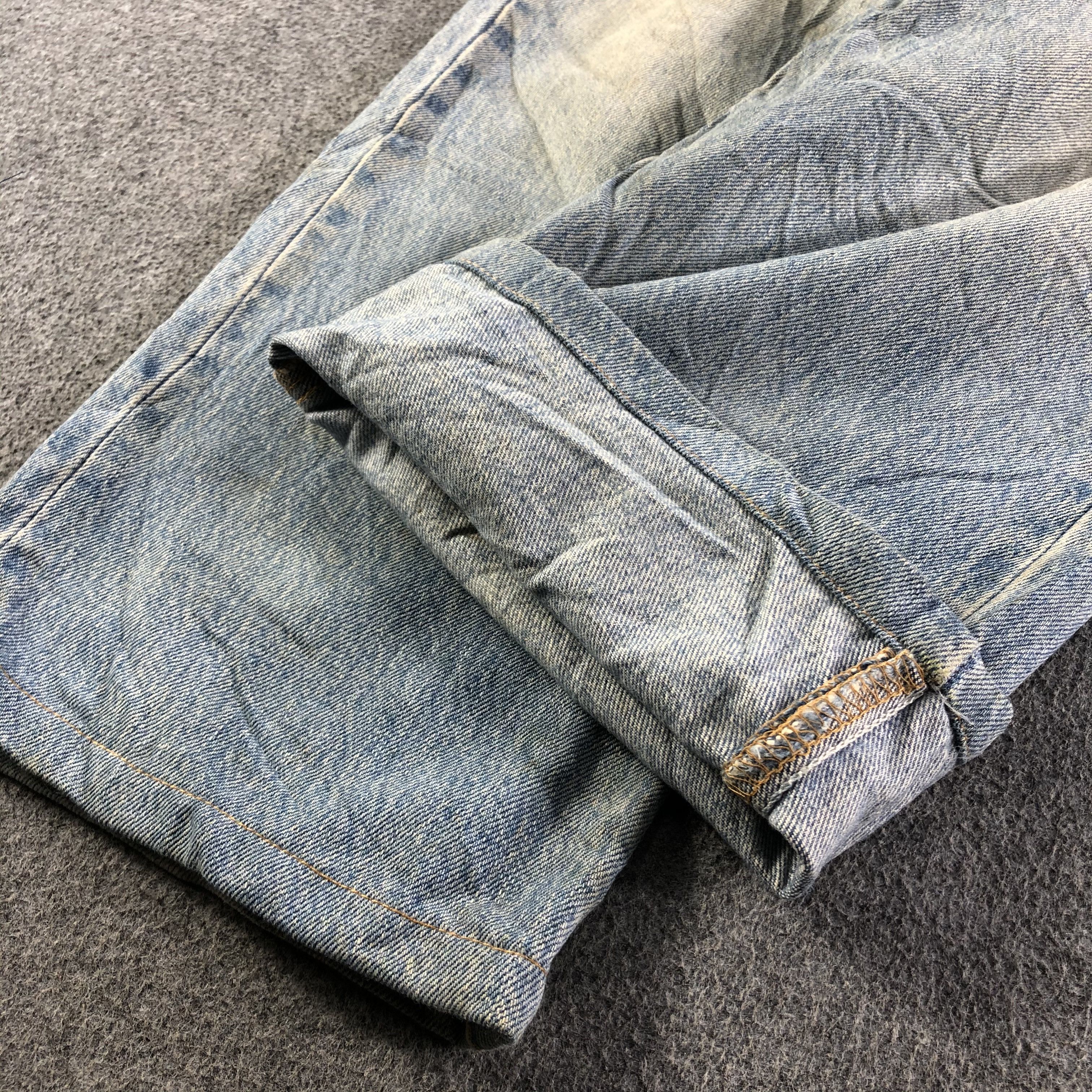 Levi's Vintage 90s Levis 501 Jeans-J3743 Size US 35 - 6 Thumbnail
