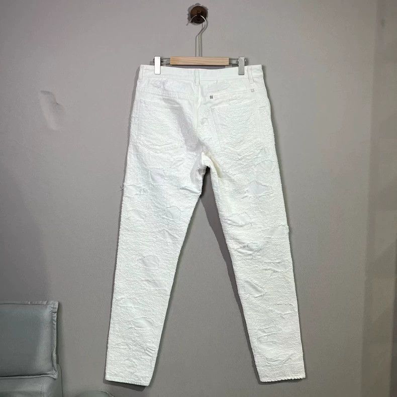 Givenchy Givenchy Distressed white denim pants Size US 33 - 2 Thumbnail